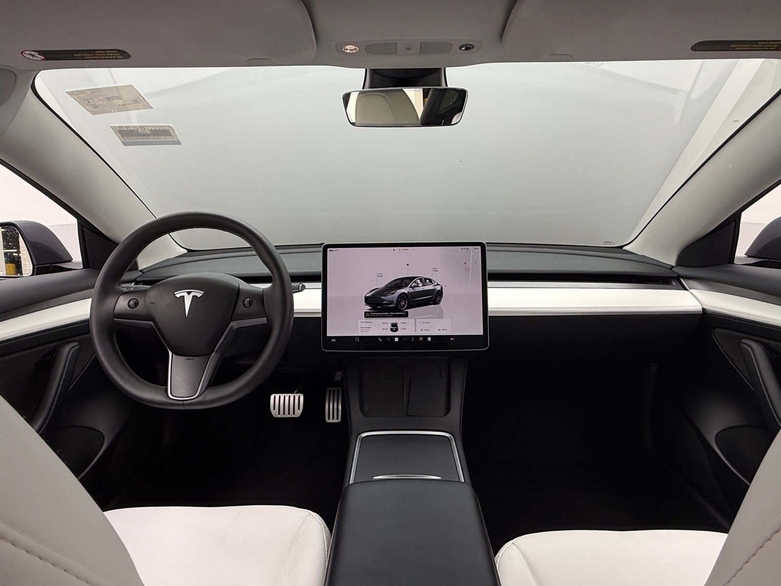 Thumbnail: 2023 Tesla Model 3 - 2