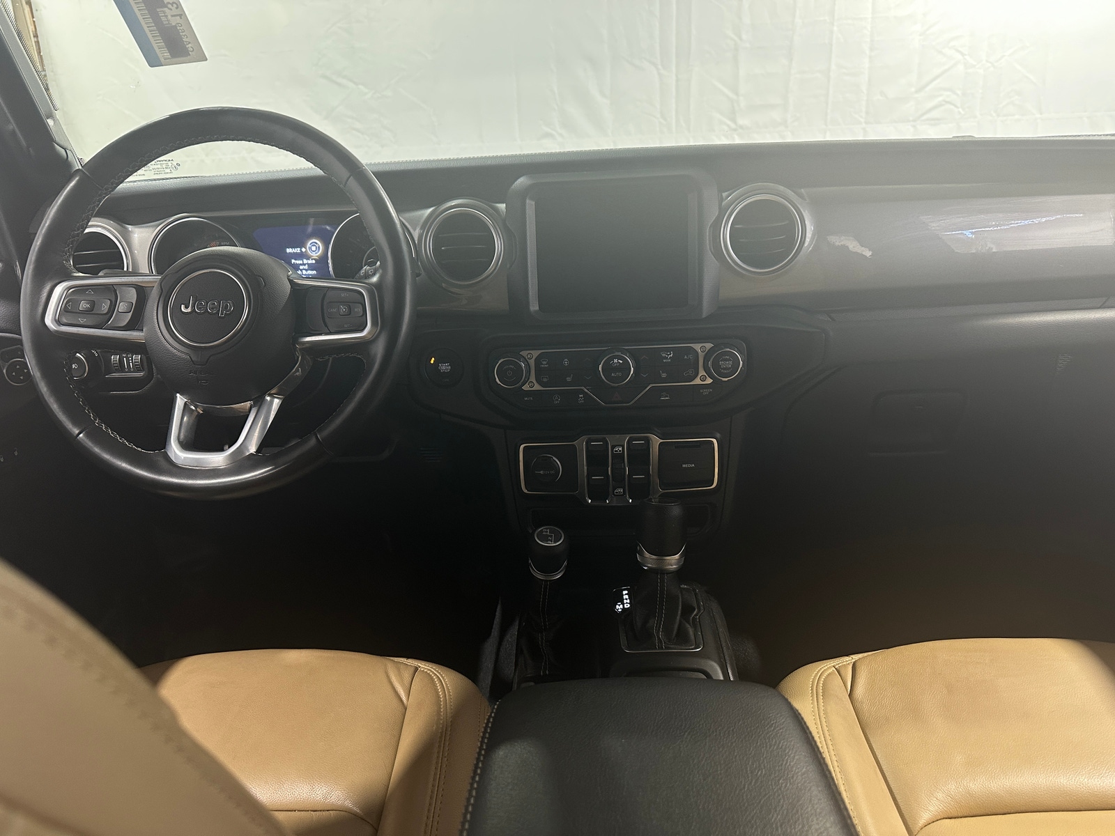 Thumbnail: 2022 Jeep Wrangler - 3