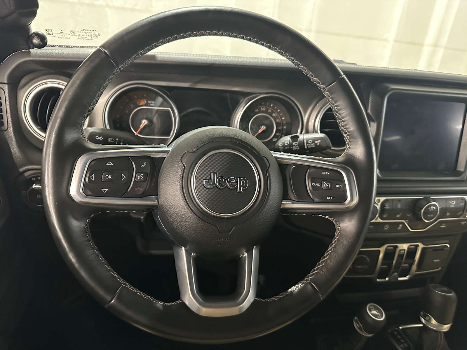 Thumbnail: 2022 Jeep Wrangler - 5