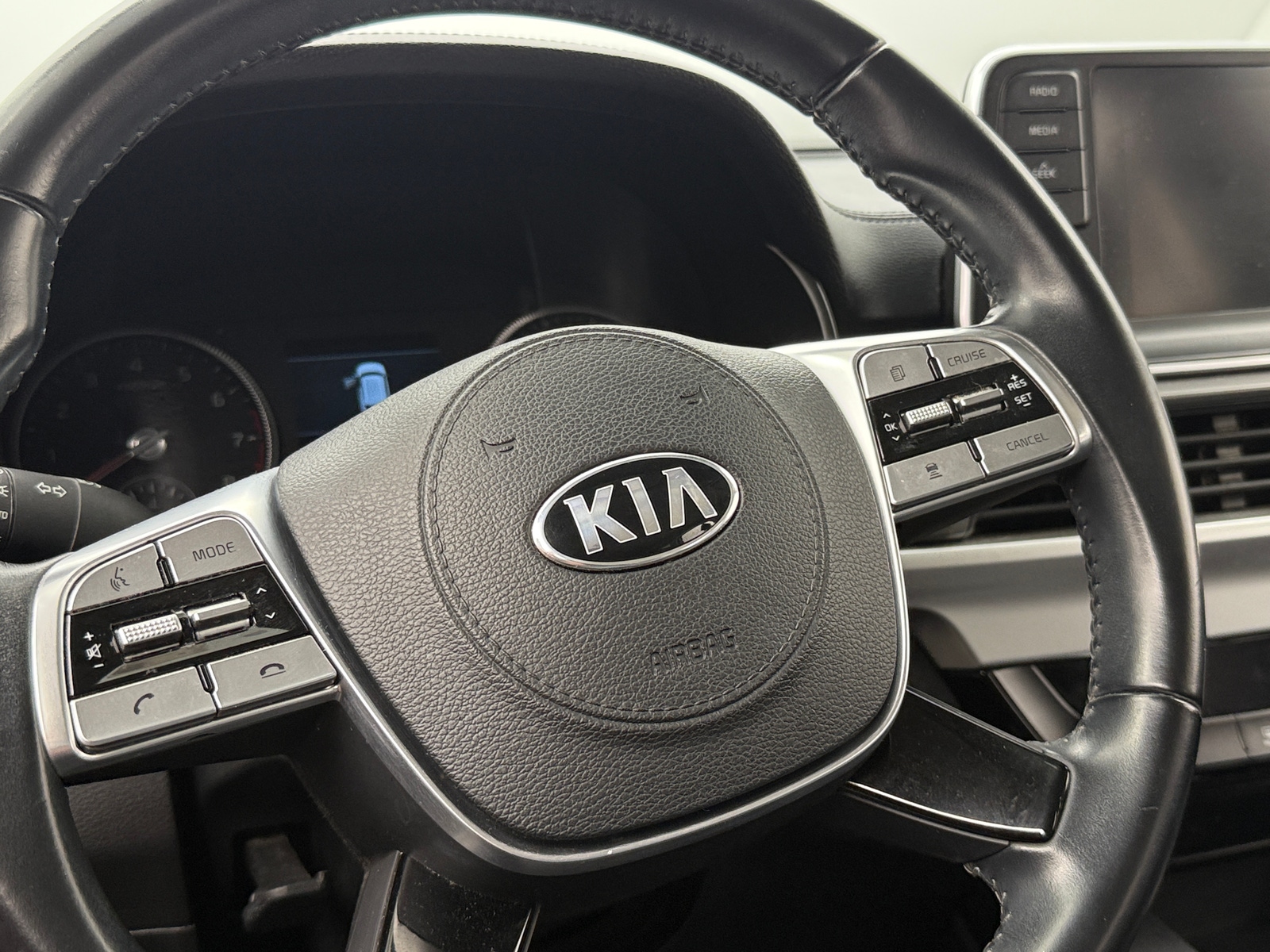 Thumbnail: 2020 Kia Telluride - 5