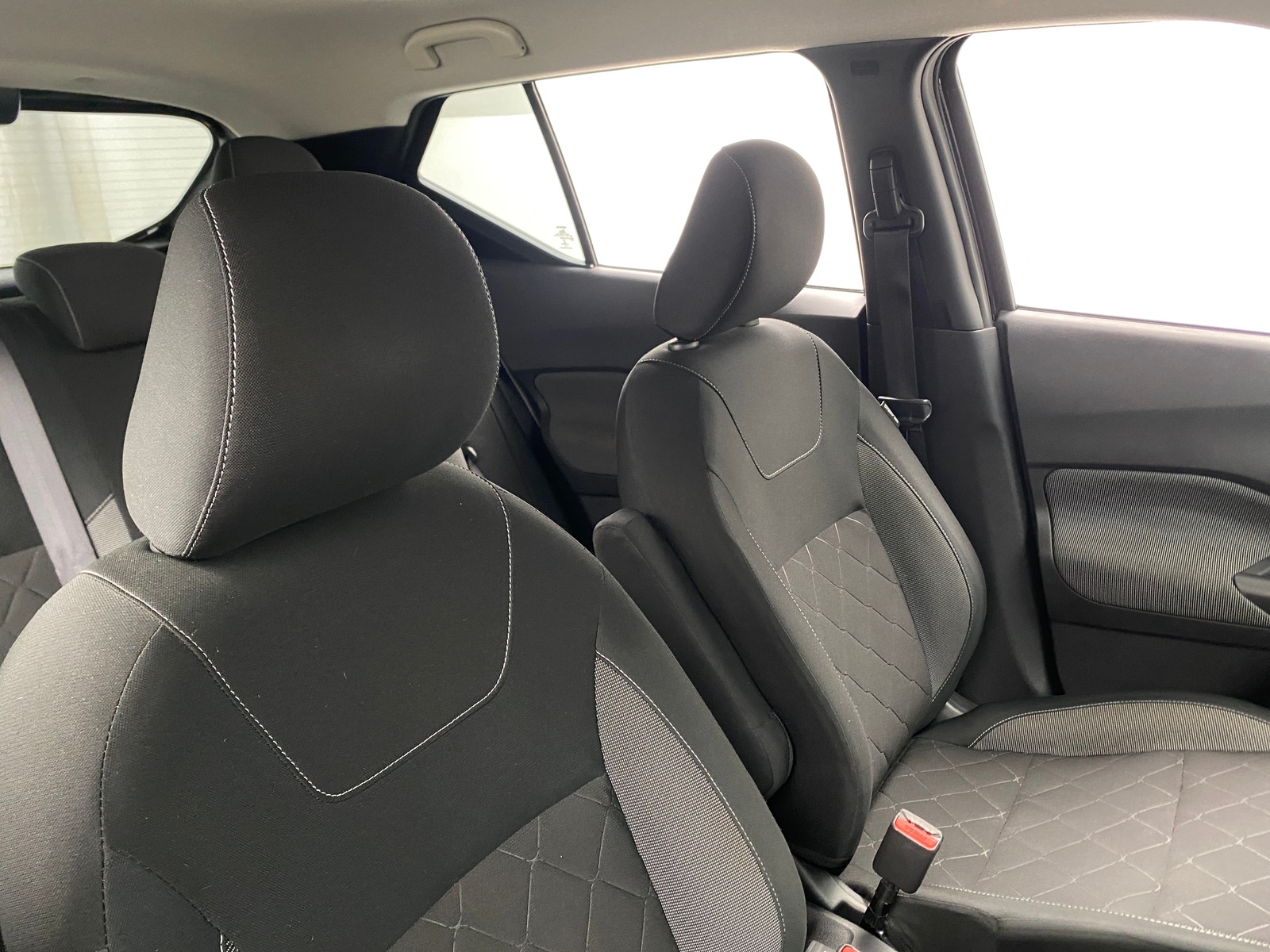 Thumbnail: 2020 Nissan Kicks - 2