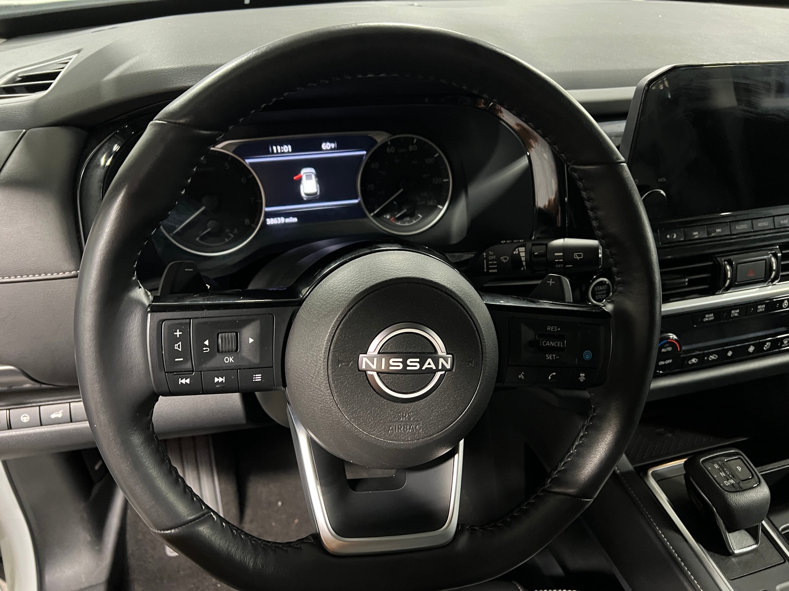 Thumbnail: 2023 Nissan Pathfinder - 4