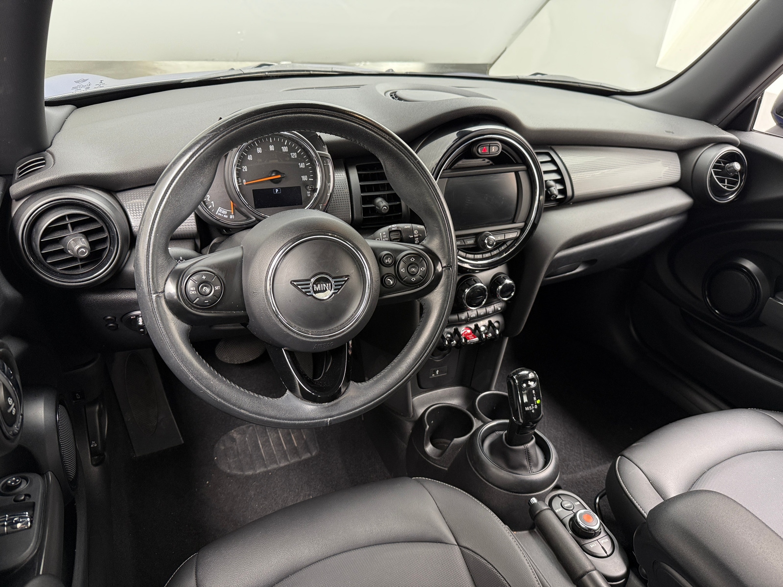 Thumbnail: 2021 MINI Cooper Hardtop - 2