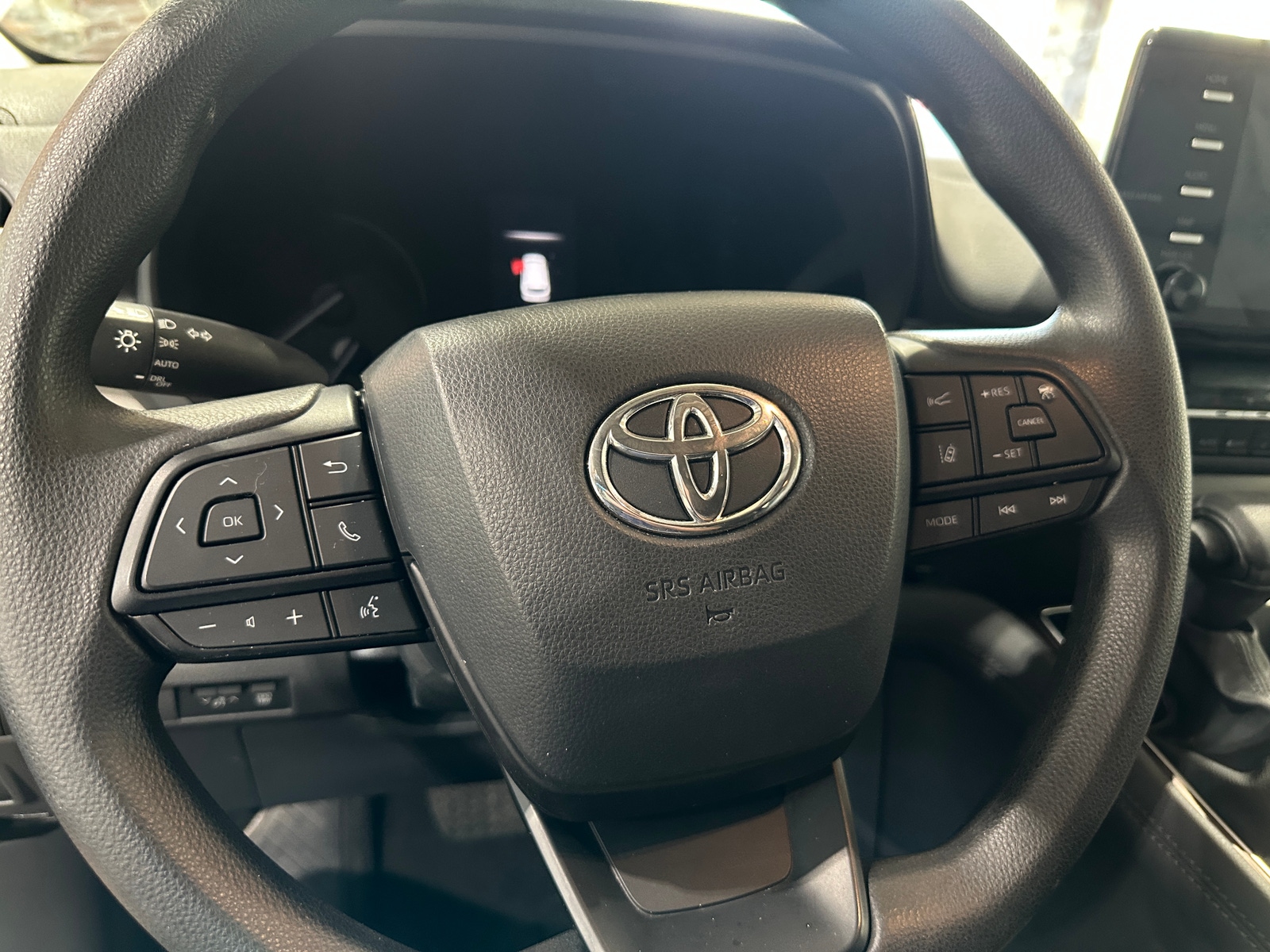 Thumbnail: 2024 Toyota Sienna - 5