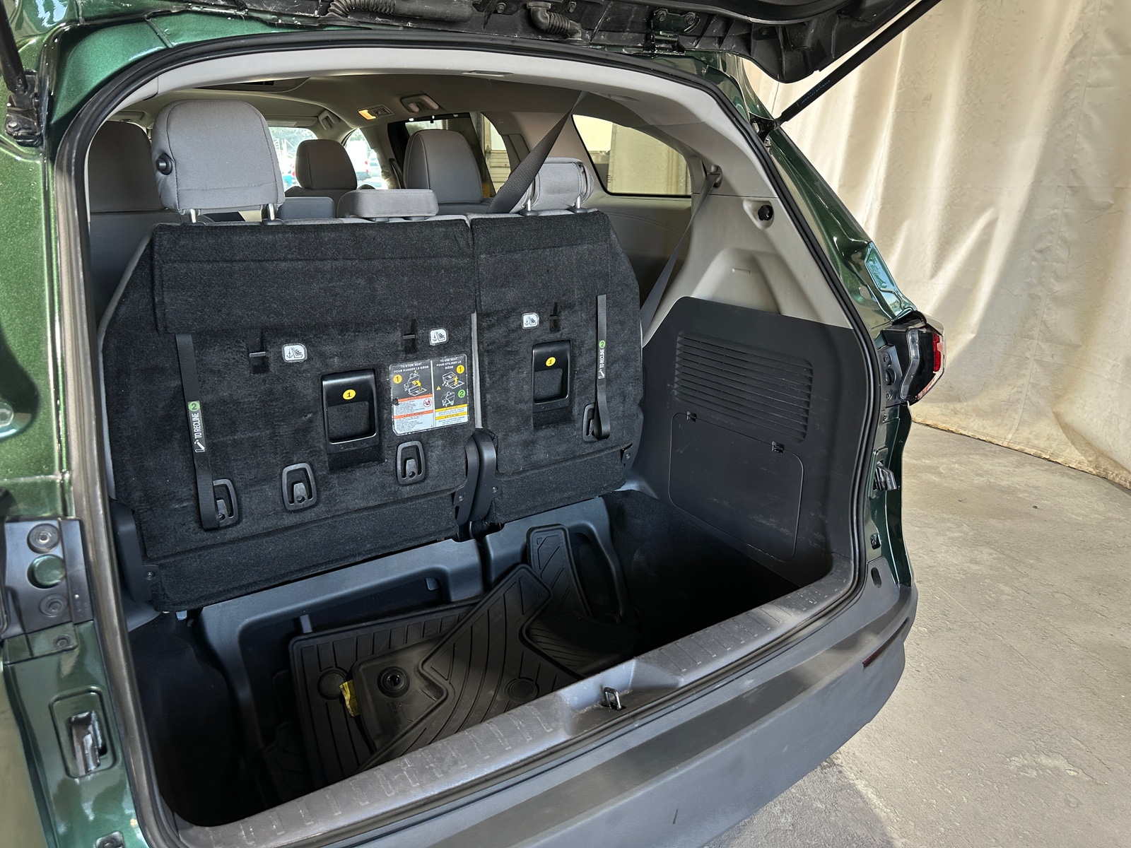Thumbnail: 2024 Toyota Sienna - 7