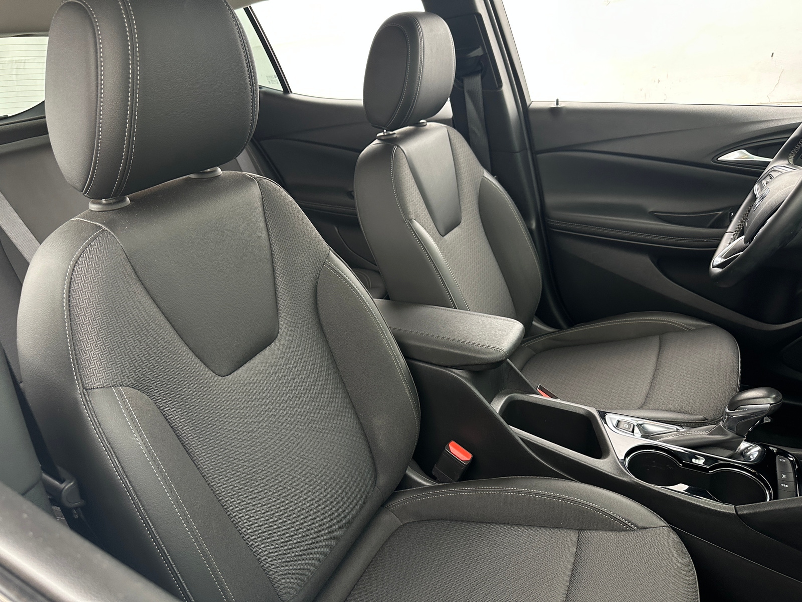 Thumbnail: 2024 Buick Encore GX - 2
