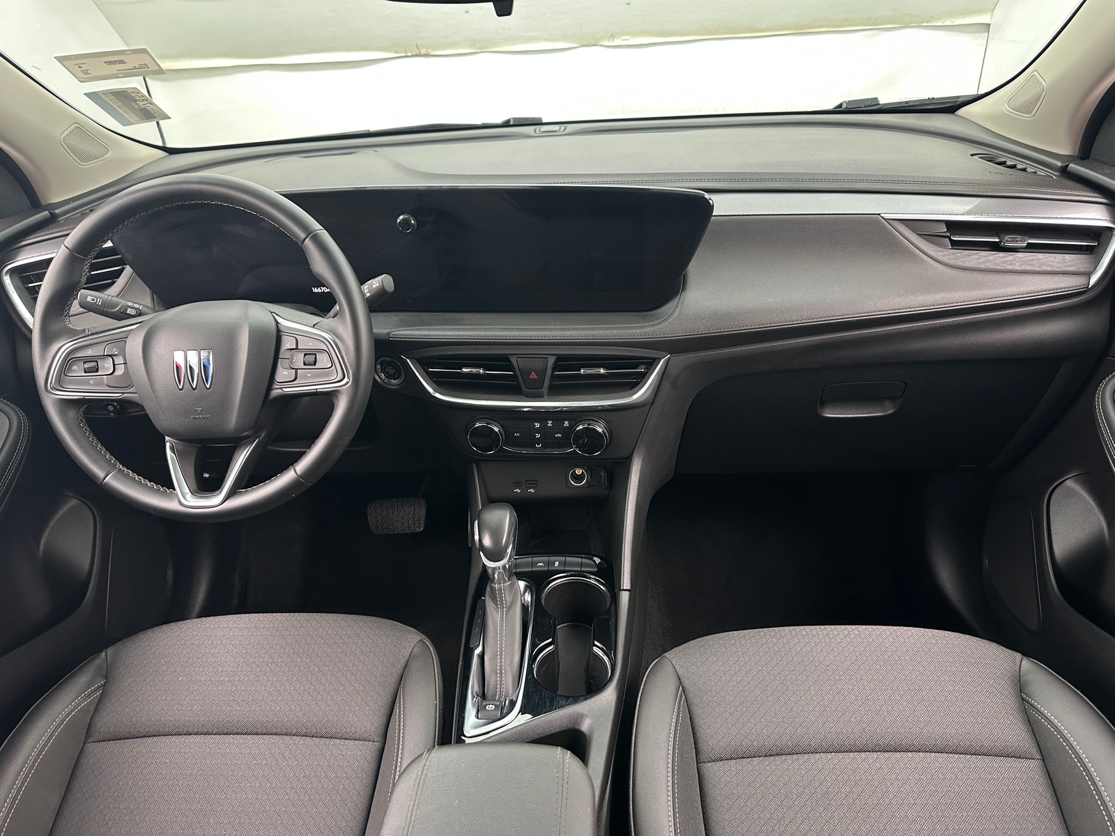 Thumbnail: 2024 Buick Encore GX - 3