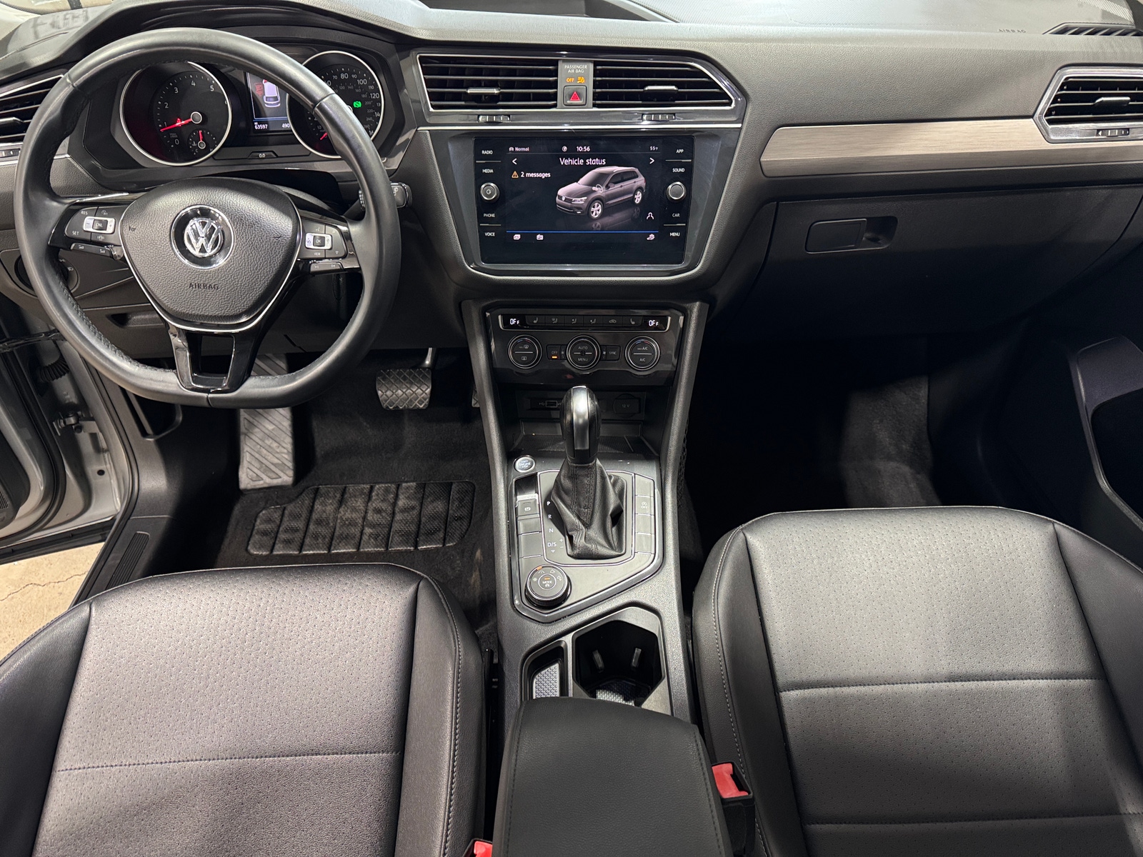 Thumbnail: 2020 Volkswagen Tiguan - 3