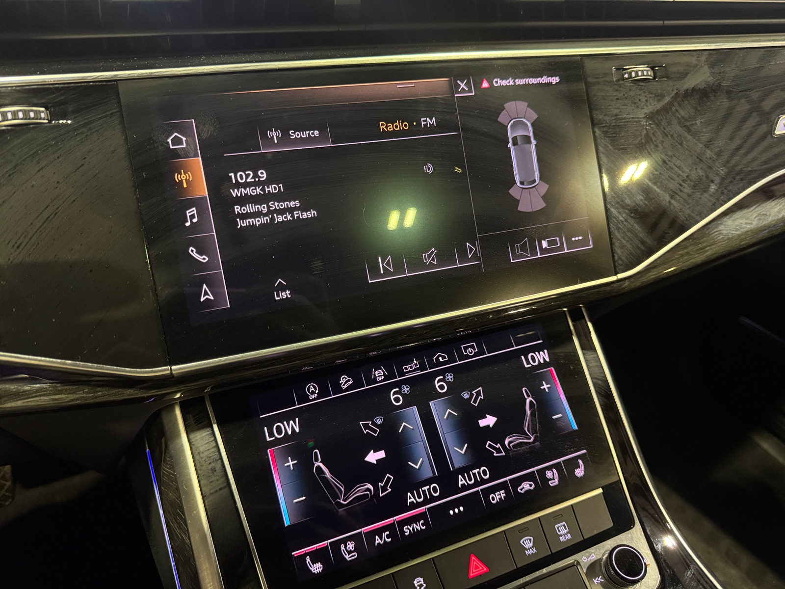Thumbnail: 2019 Audi Q8 - 3