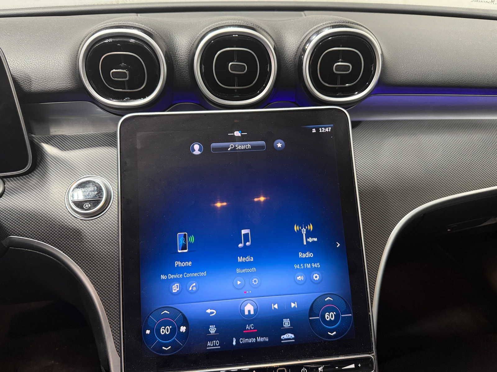 Thumbnail: 2024 Mercedes-Benz C-Class - 3