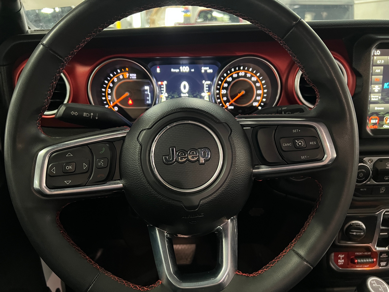 Thumbnail: 2023 Jeep Gladiator - 5
