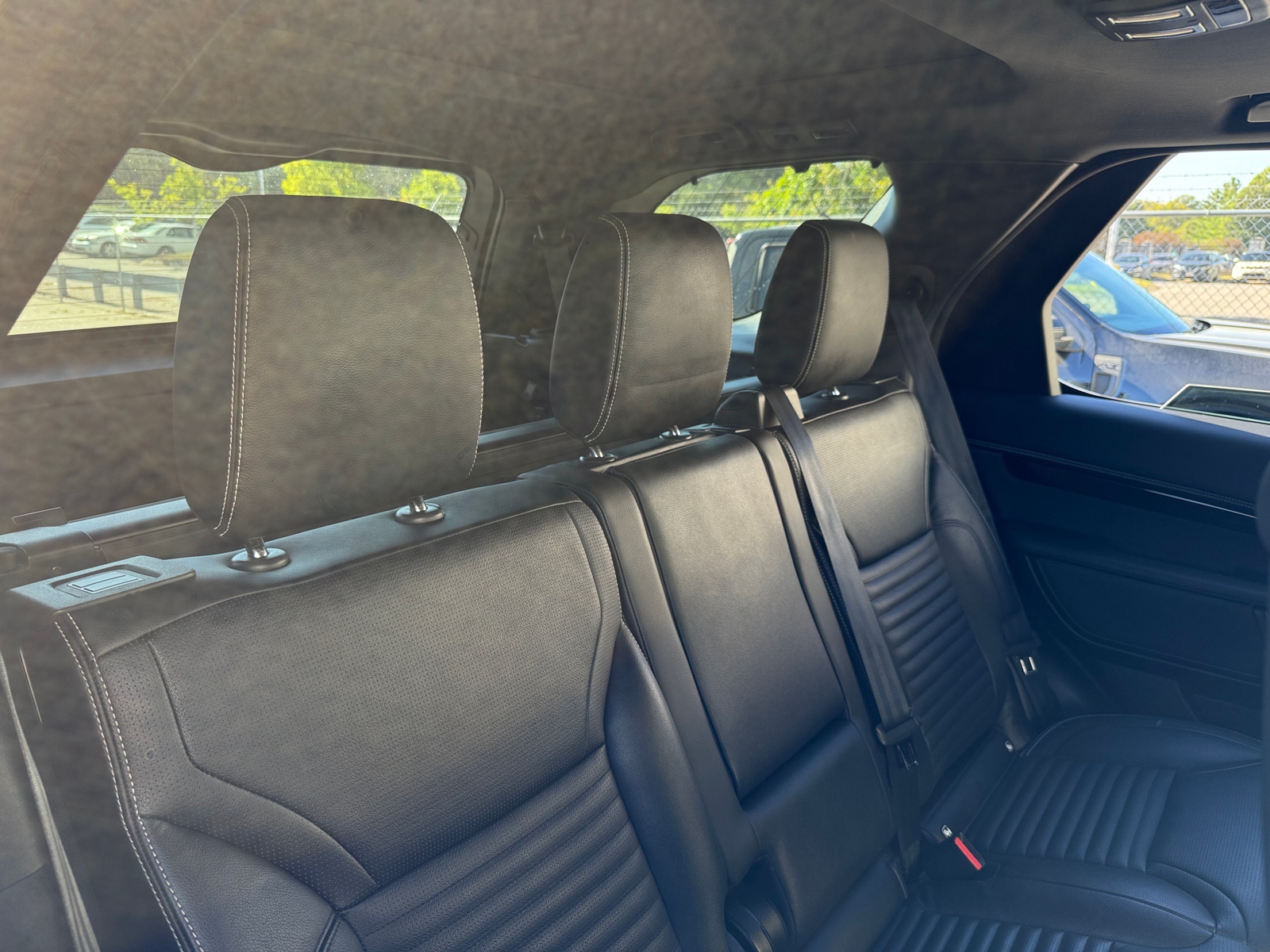 Thumbnail: 2021 Land Rover Discovery - 5