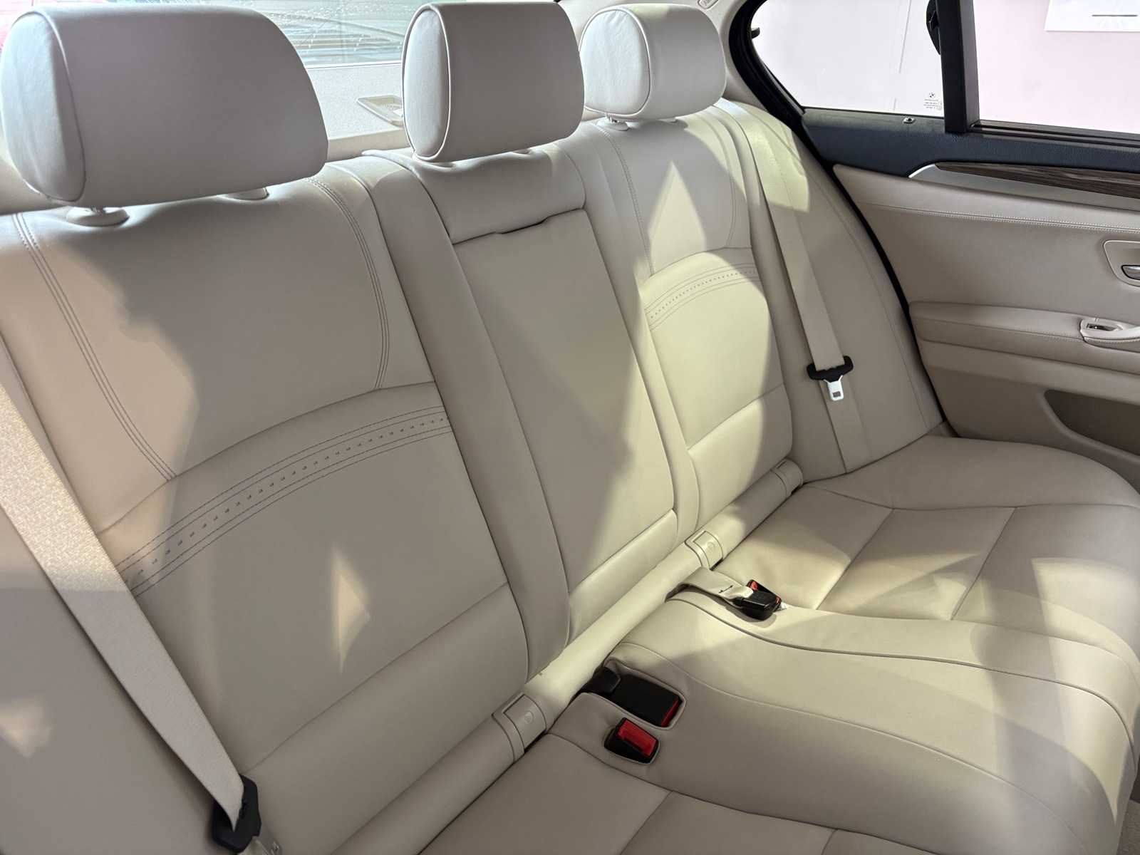Thumbnail: 2014 BMW 5 Series - 6