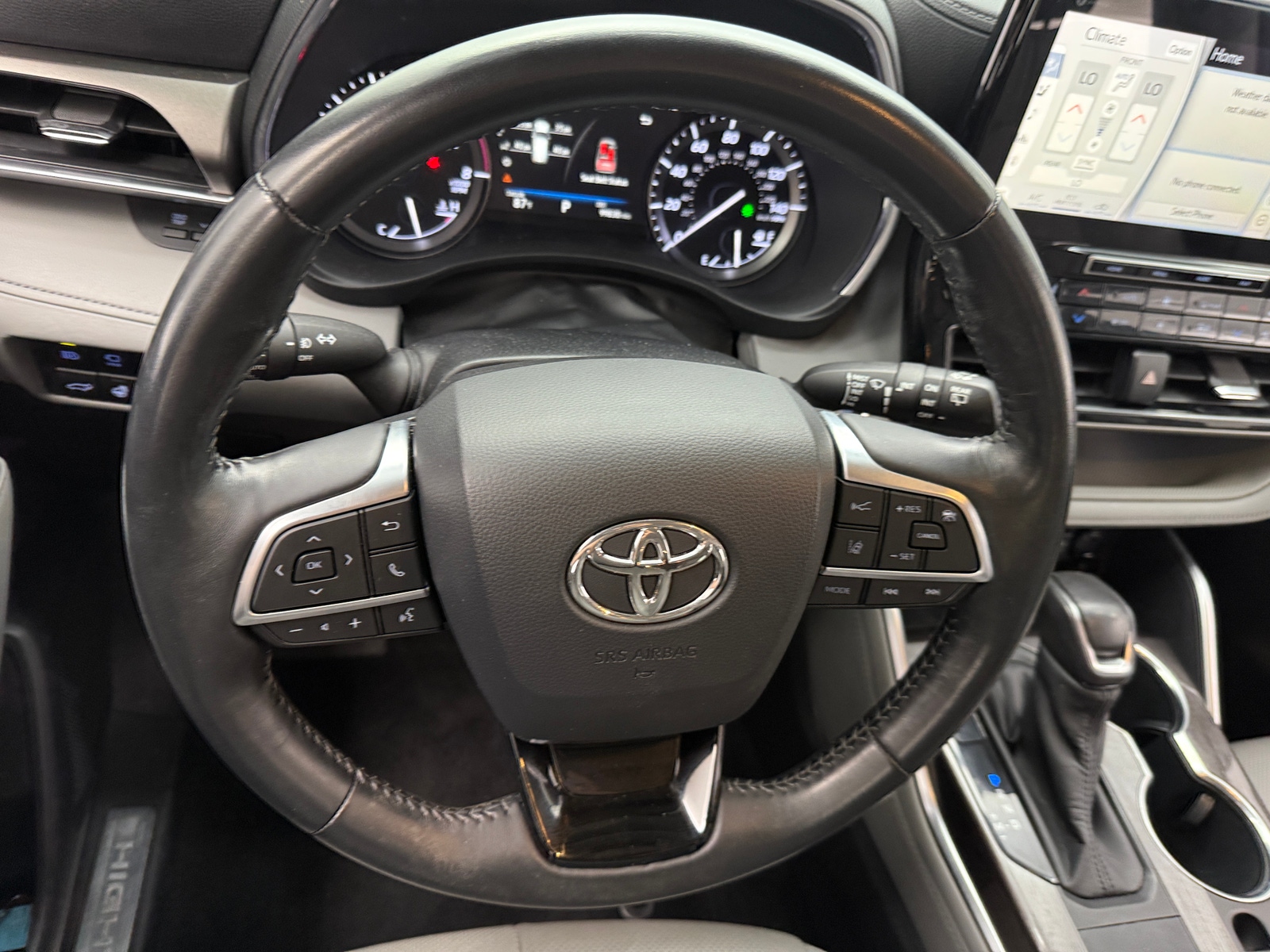 Thumbnail: 2020 Toyota Highlander - 4