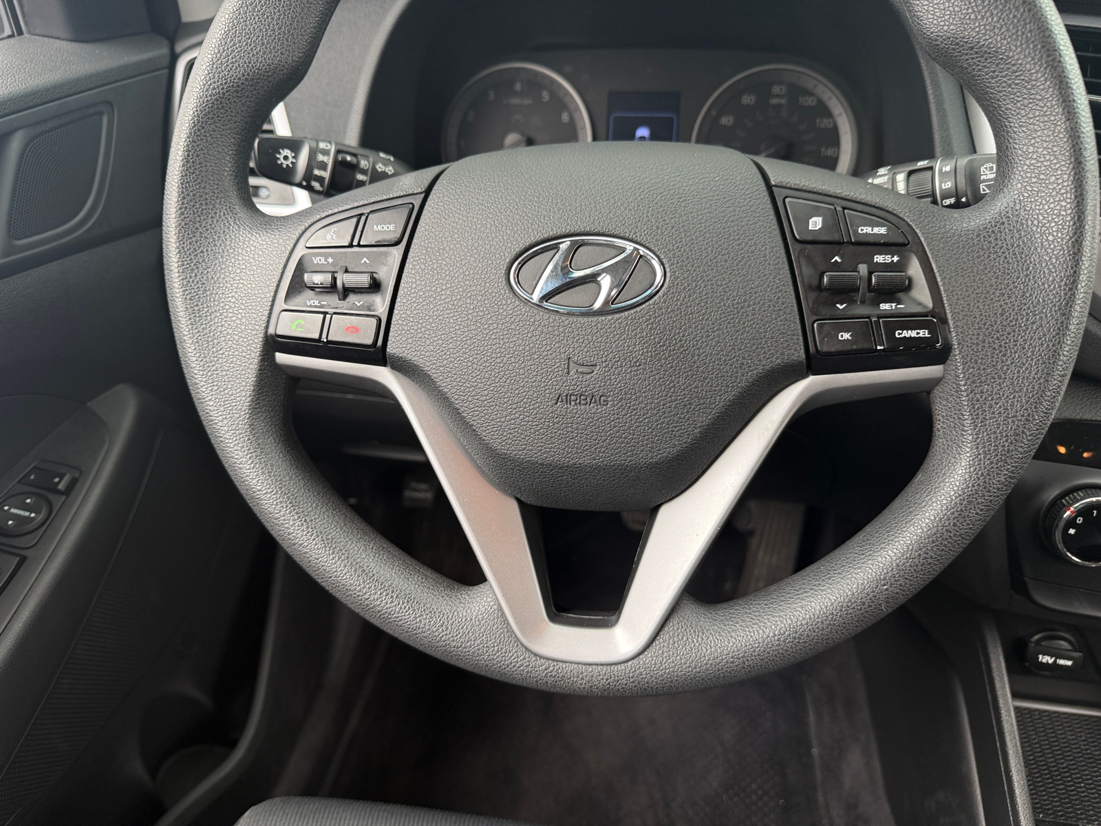 Thumbnail: 2018 Hyundai Tucson - 5