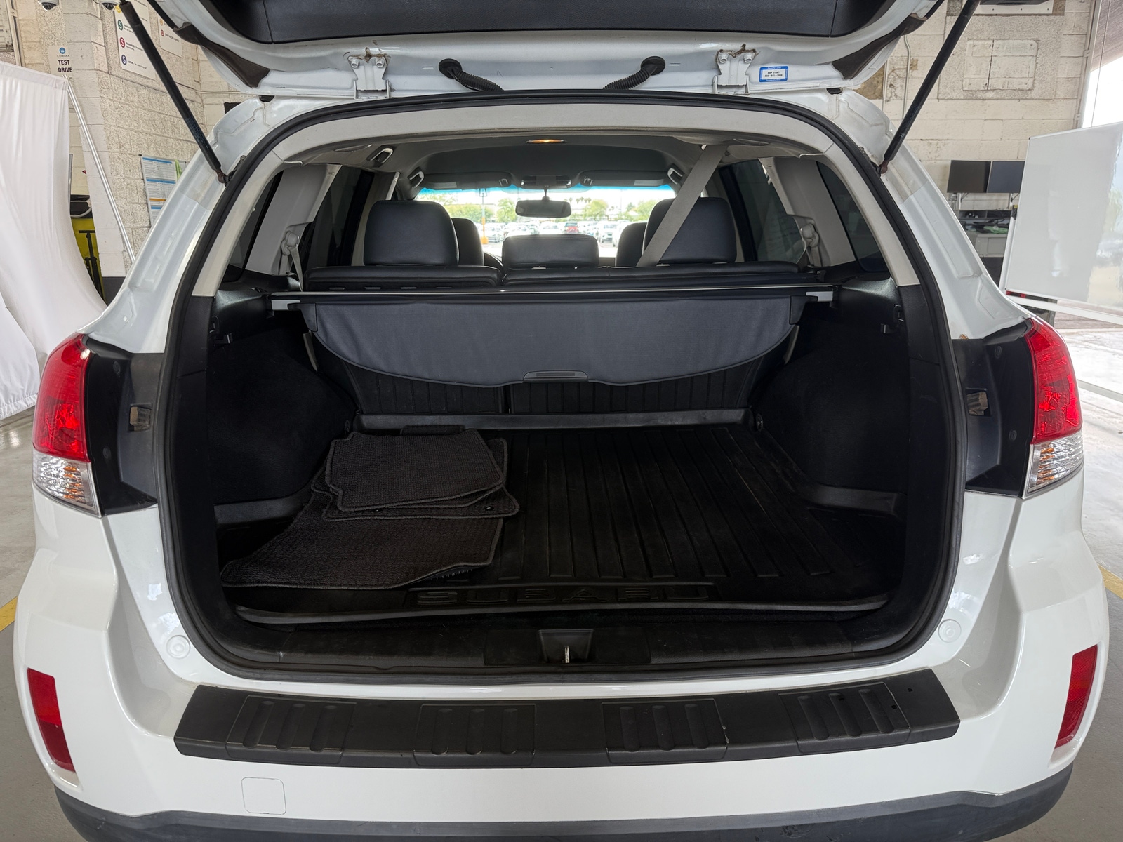 Thumbnail: 2013 Subaru Outback - 7