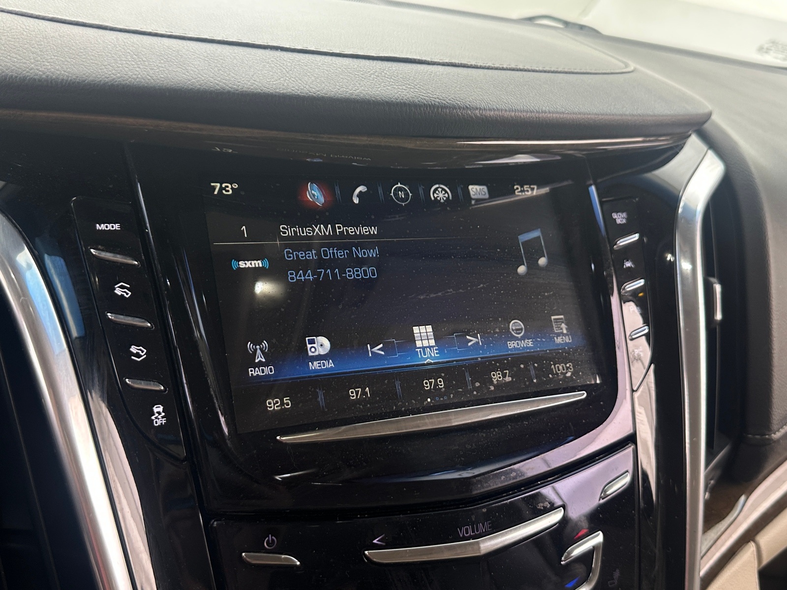 Thumbnail: 2019 Cadillac Escalade - 3