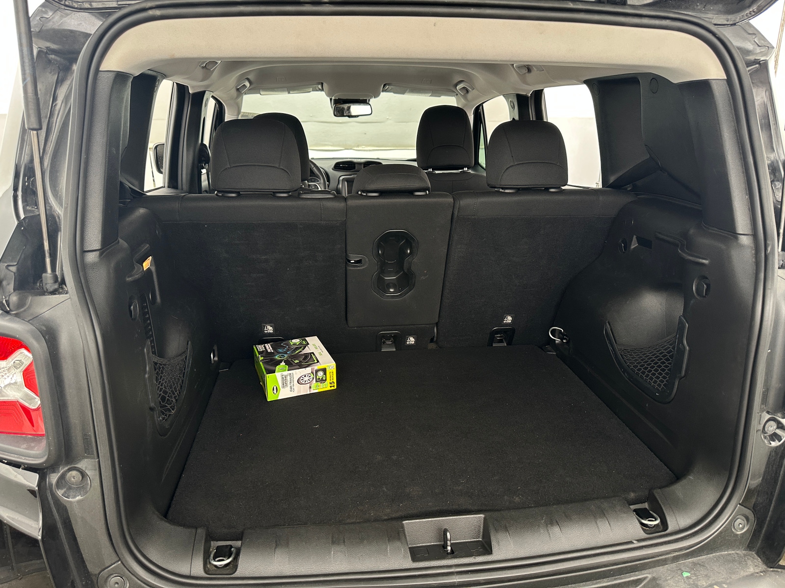 Thumbnail: 2018 Jeep Renegade - 7