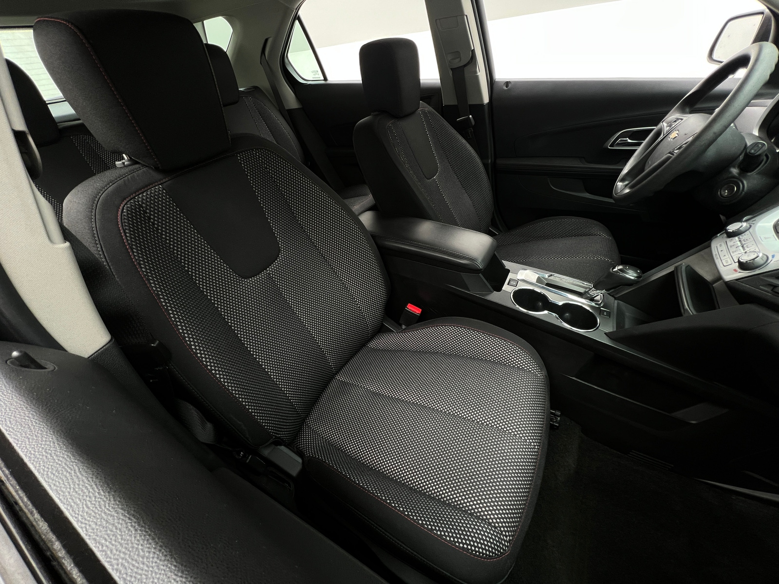 Thumbnail: 2017 Chevrolet Equinox - 2