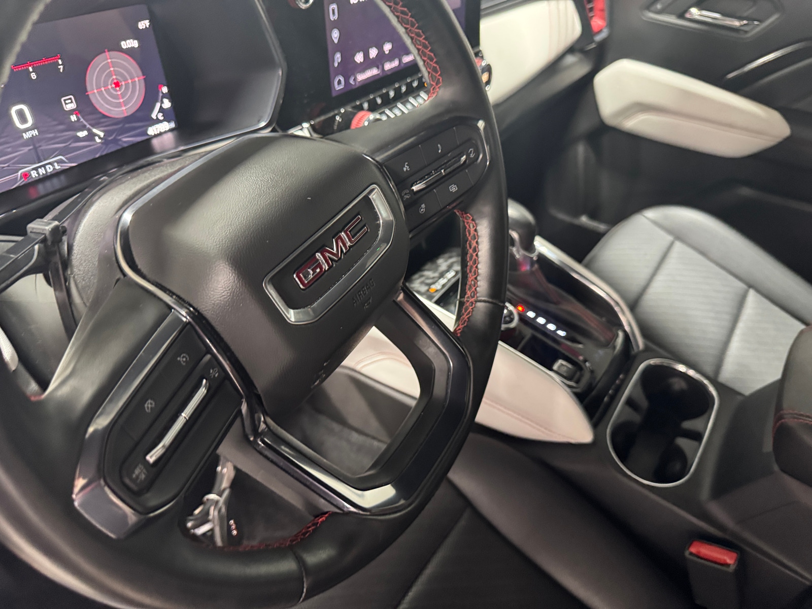 Thumbnail: 2023 GMC Canyon - 4