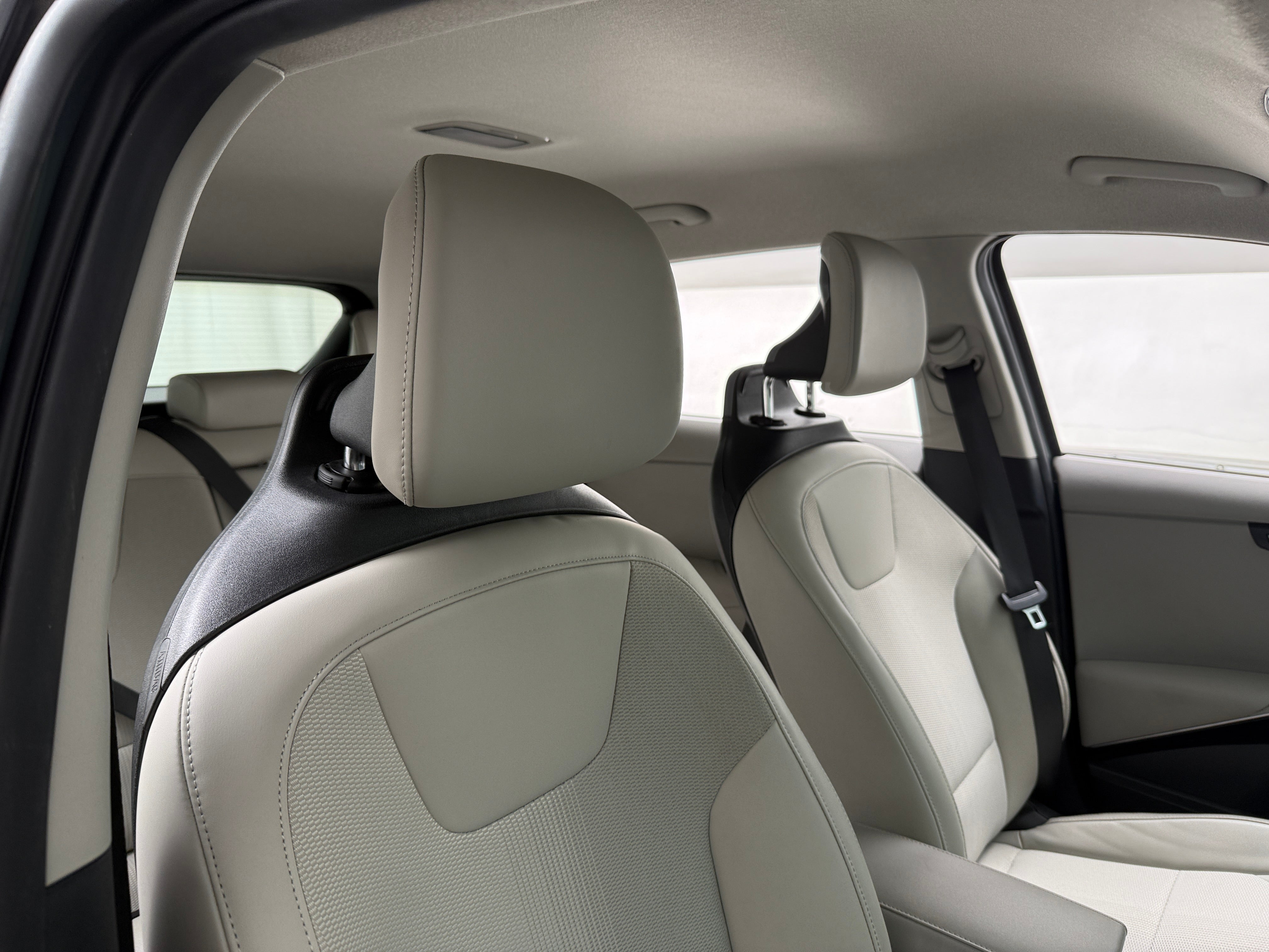 Used 2023 Kia Niro Wind with VIN KNDCR3L12P5060027 for sale in Oak Creek, WI