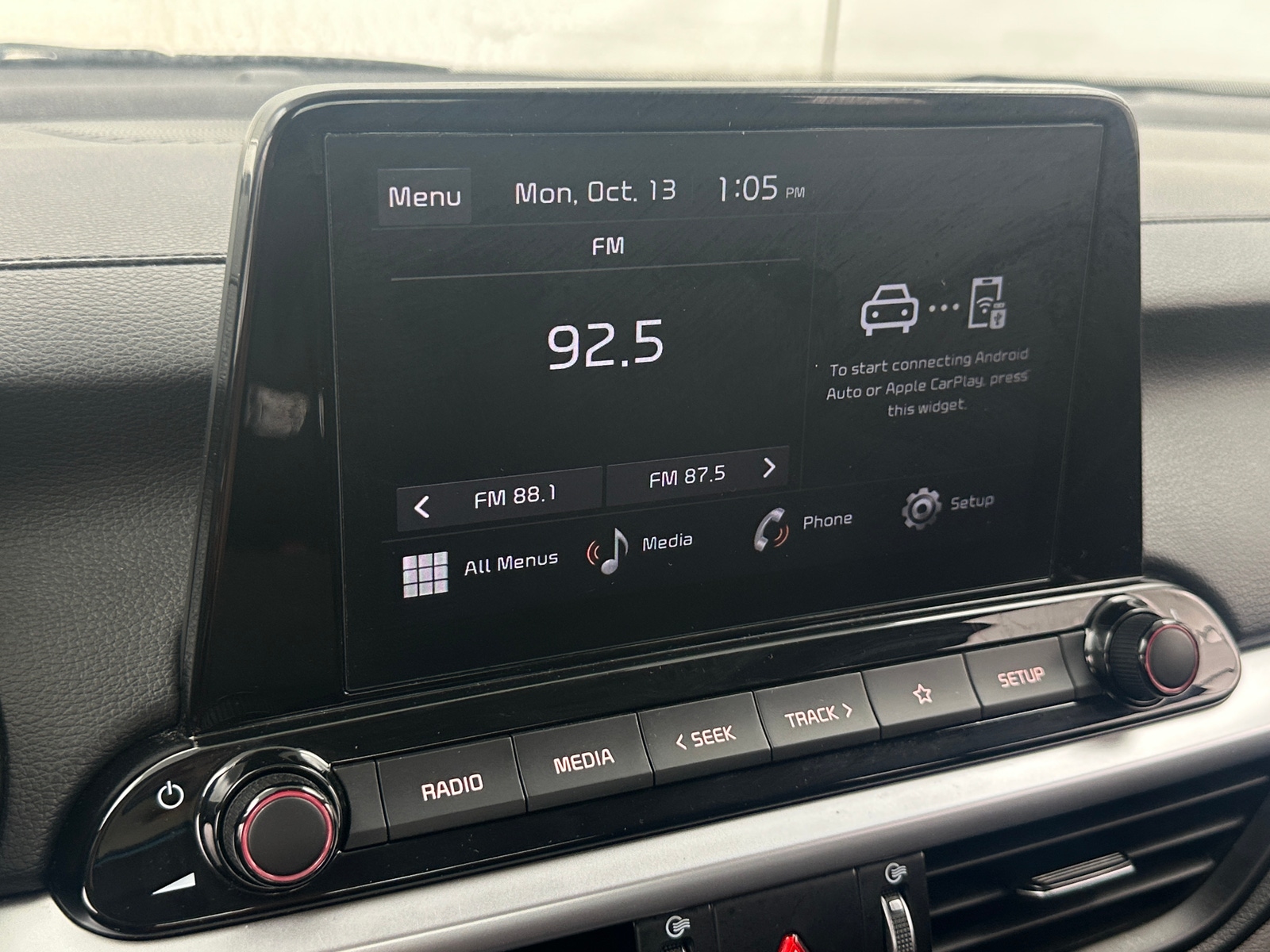Thumbnail: 2024 Kia Forte - 4