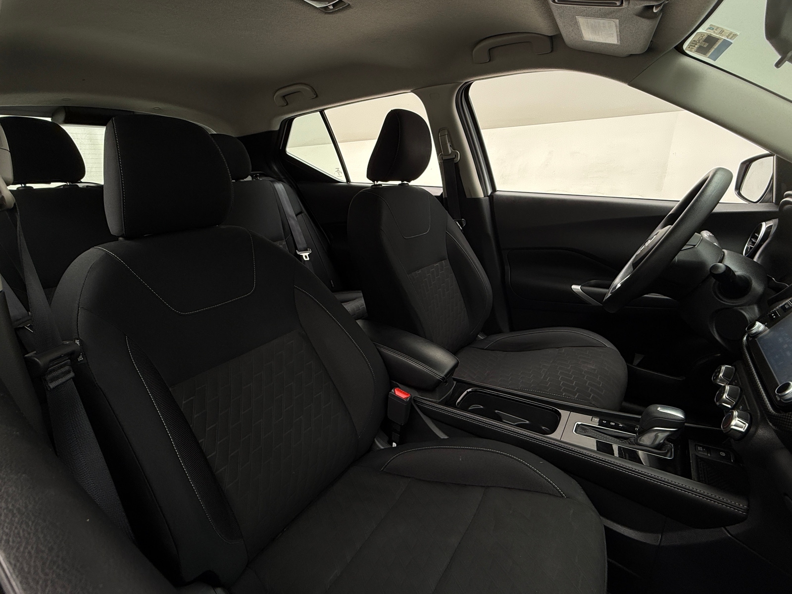 Thumbnail: 2023 Nissan Kicks - 2