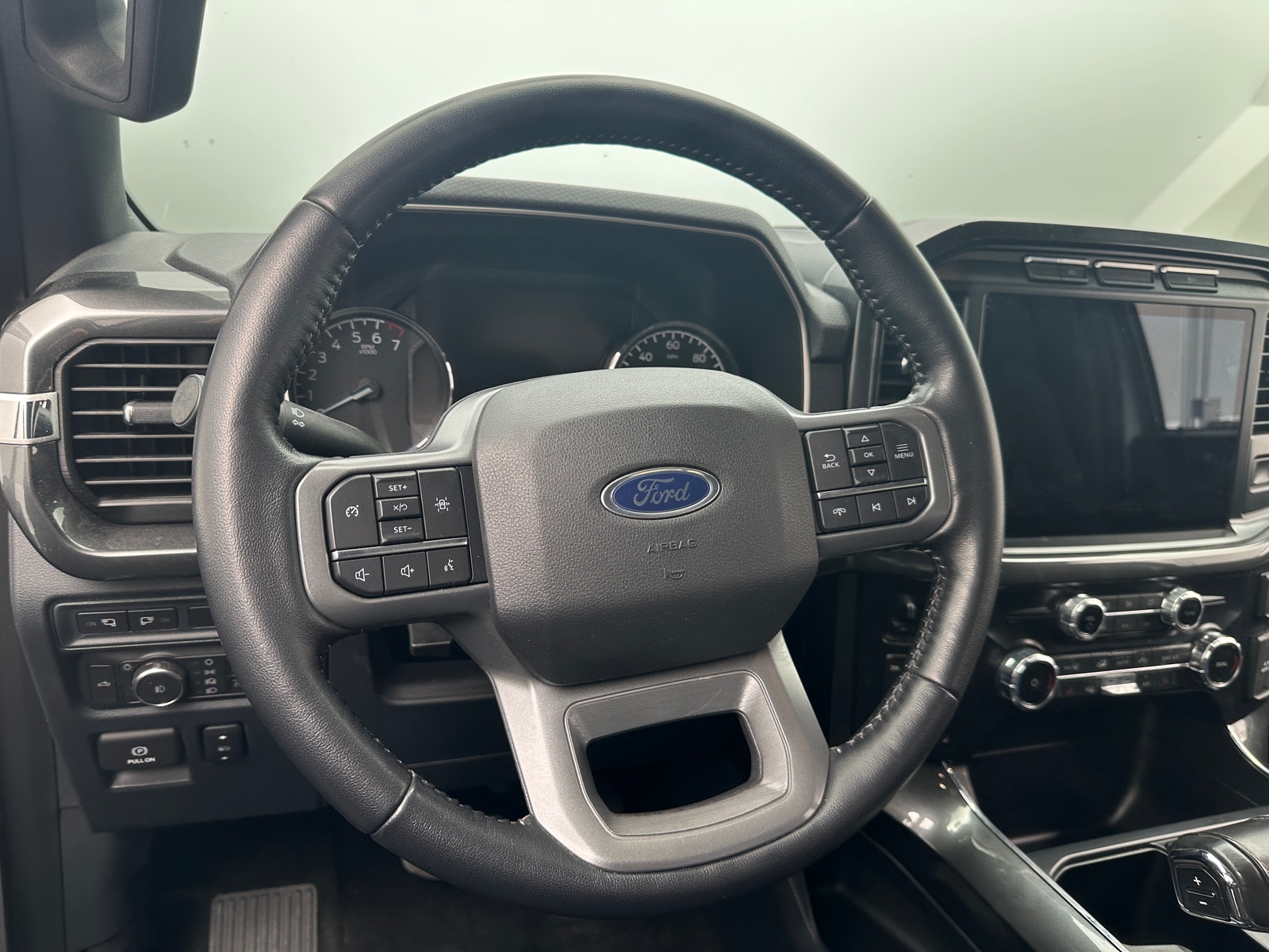 Thumbnail: 2022 Ford Econoline - 5