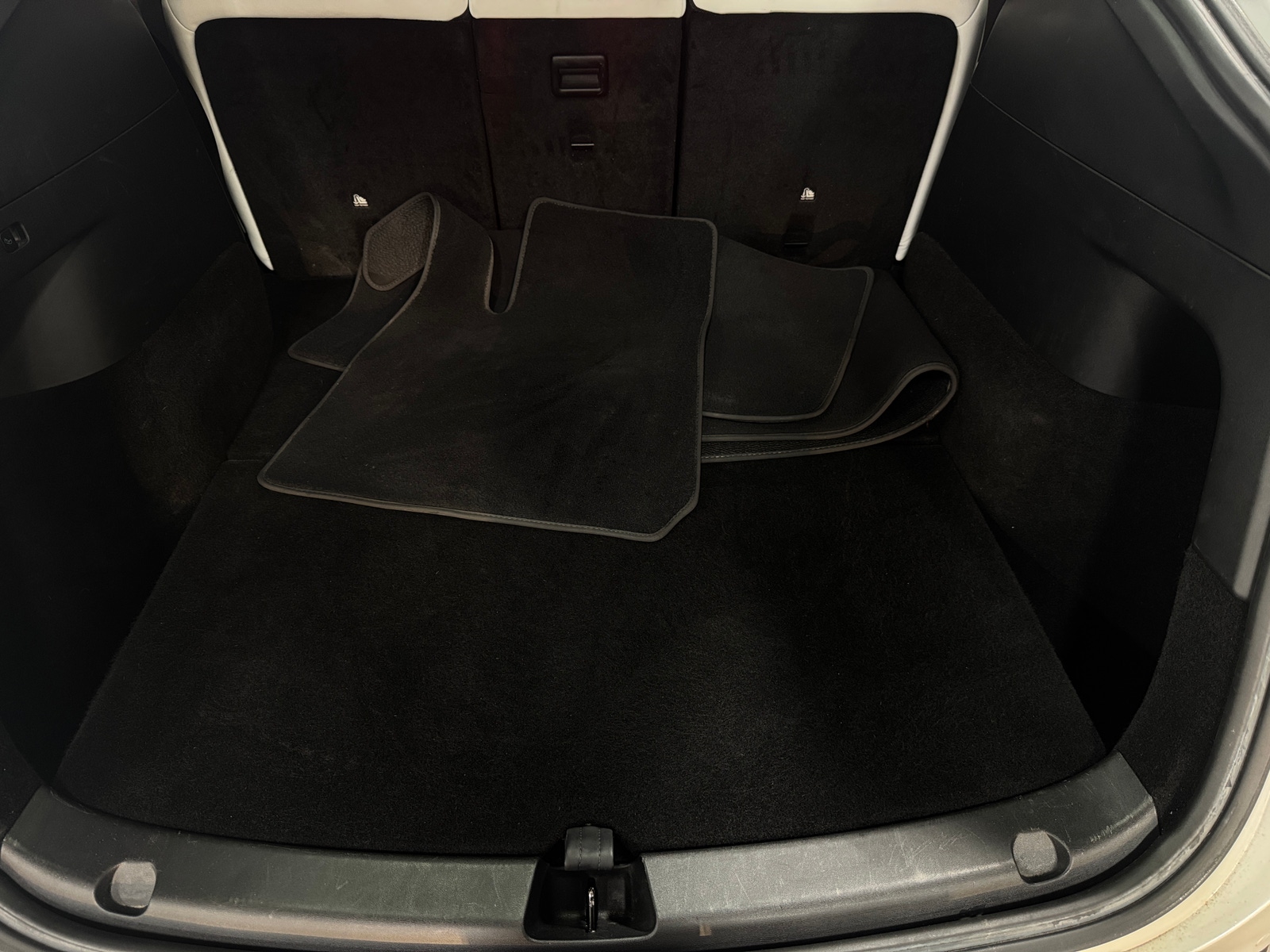 Thumbnail: 2022 Tesla Model Y - 6