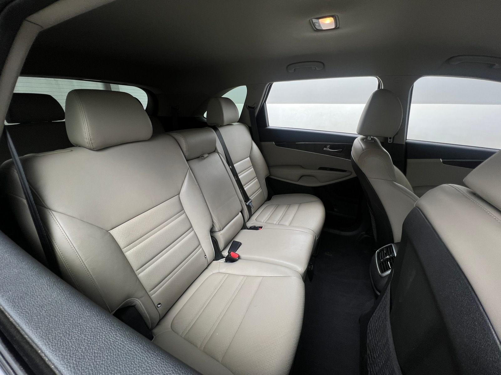 Thumbnail: 2019 Kia Sorento - 5