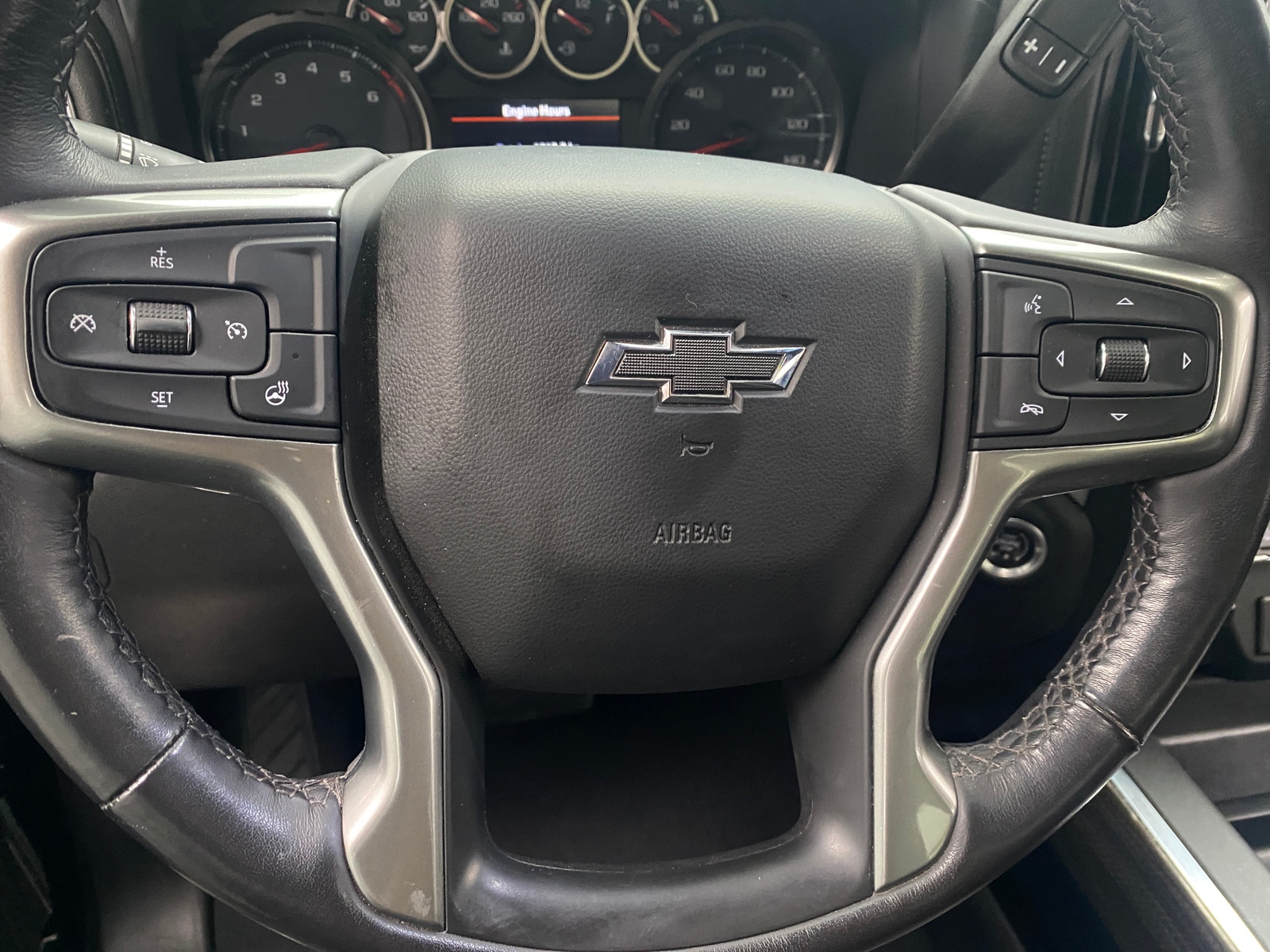 Thumbnail: 2022 Chevrolet Silverado 1500 - 5