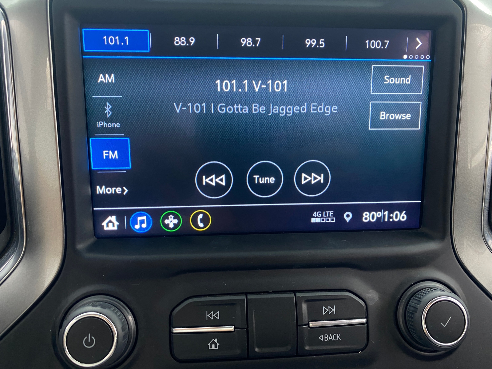 Thumbnail: 2022 Chevrolet Silverado 1500 - 4