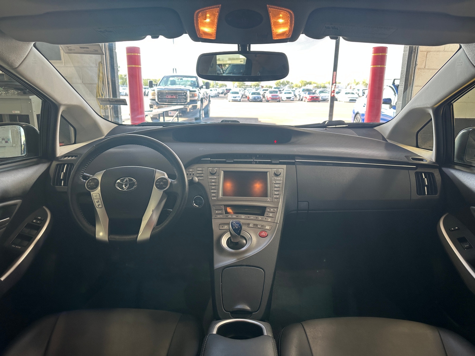 Thumbnail: 2015 Toyota Prius - 2