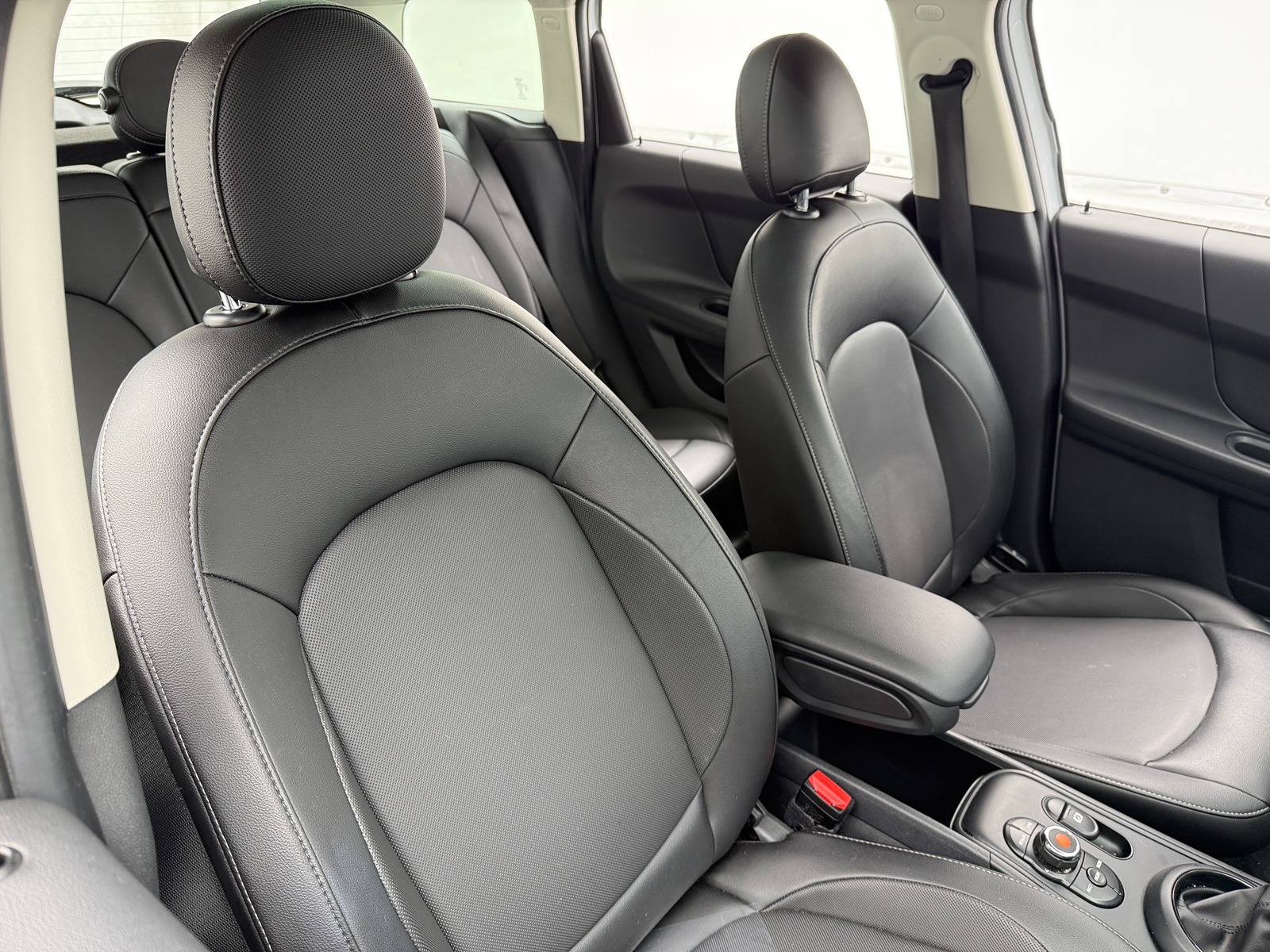 Thumbnail: 2018 MINI Cooper Countryman - 2