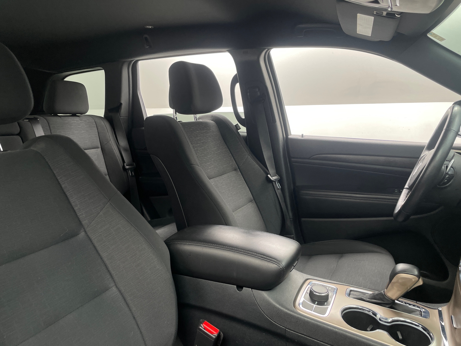 Thumbnail: 2016 Jeep Grand Cherokee - 2
