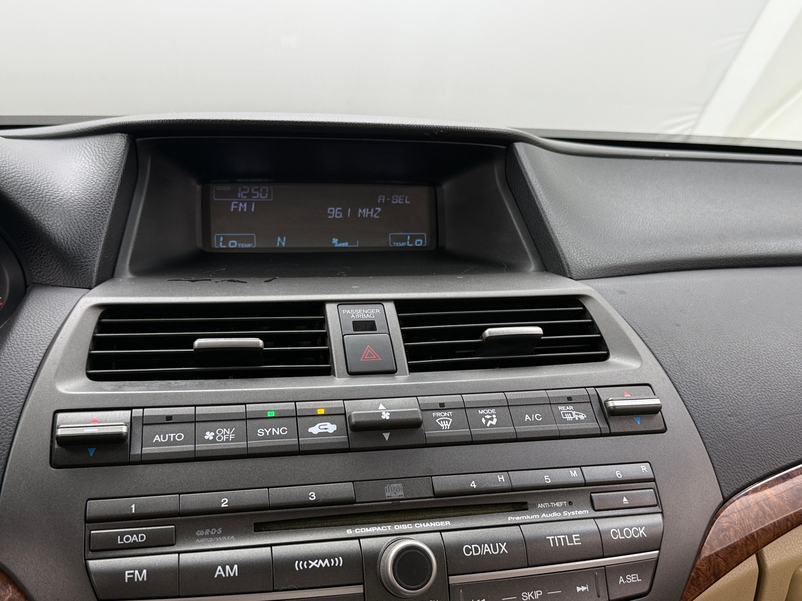 Thumbnail: 2011 Honda Accord - 3