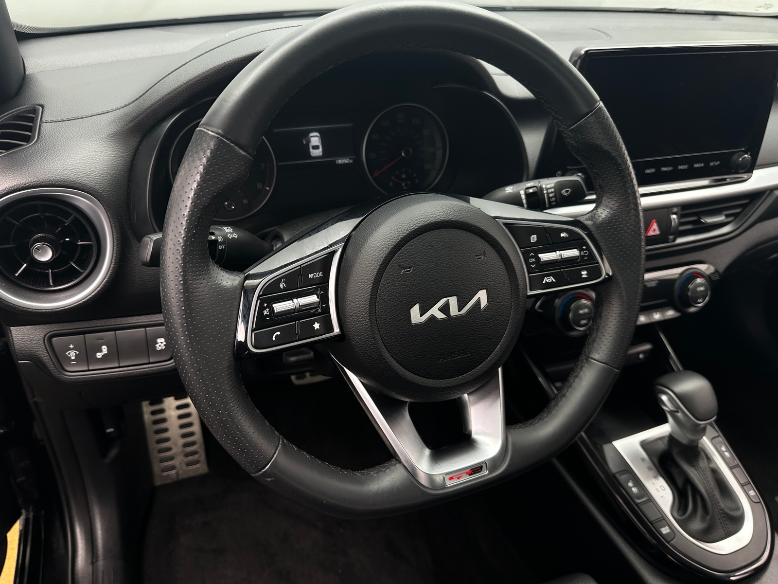 Thumbnail: 2024 Kia Forte - 5
