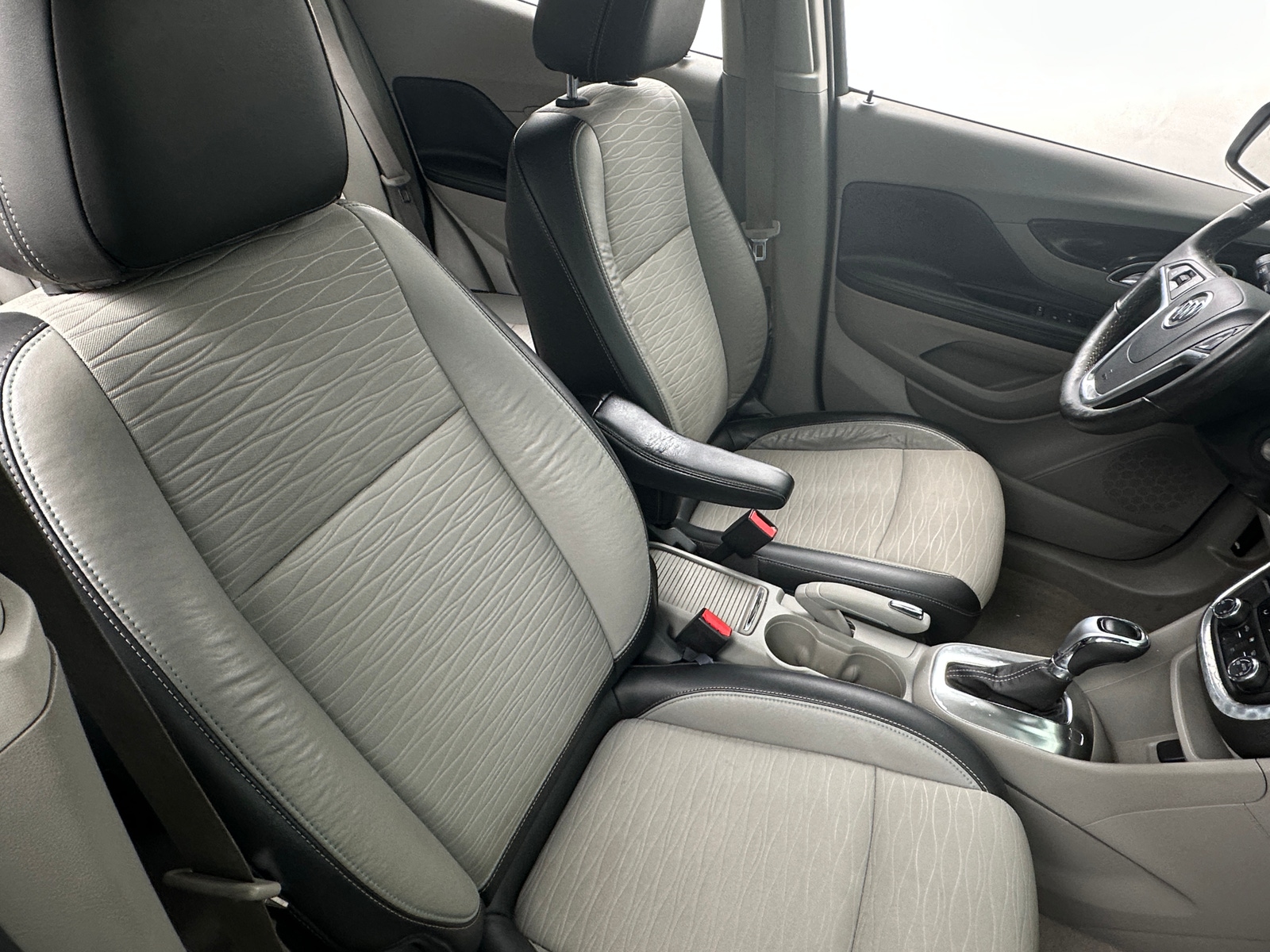 Thumbnail: 2016 Buick Encore - 2