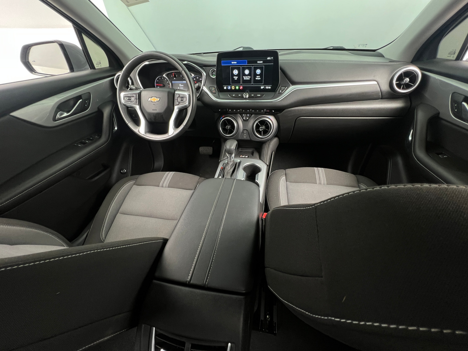 Thumbnail: 2023 Chevrolet Blazer - 3