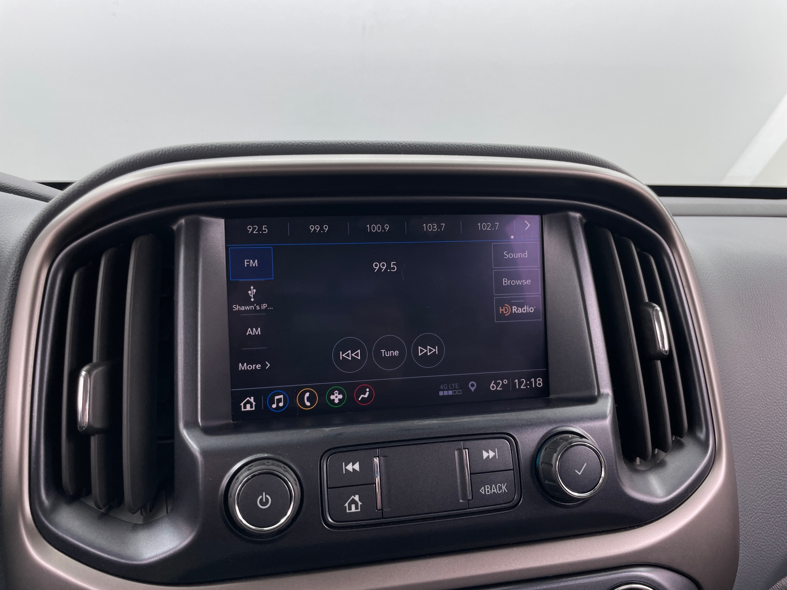 Thumbnail: 2021 Chevrolet Colorado - 3