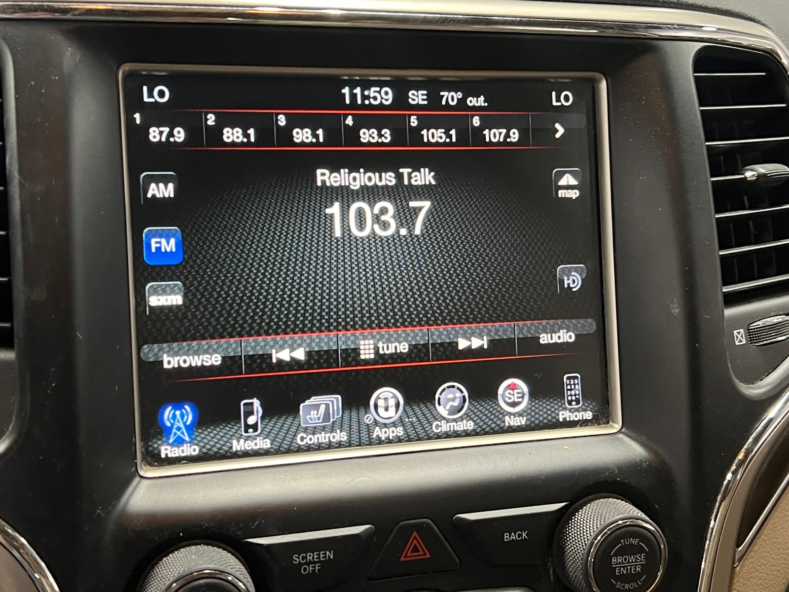 Thumbnail: 2015 Jeep Grand Cherokee - 3