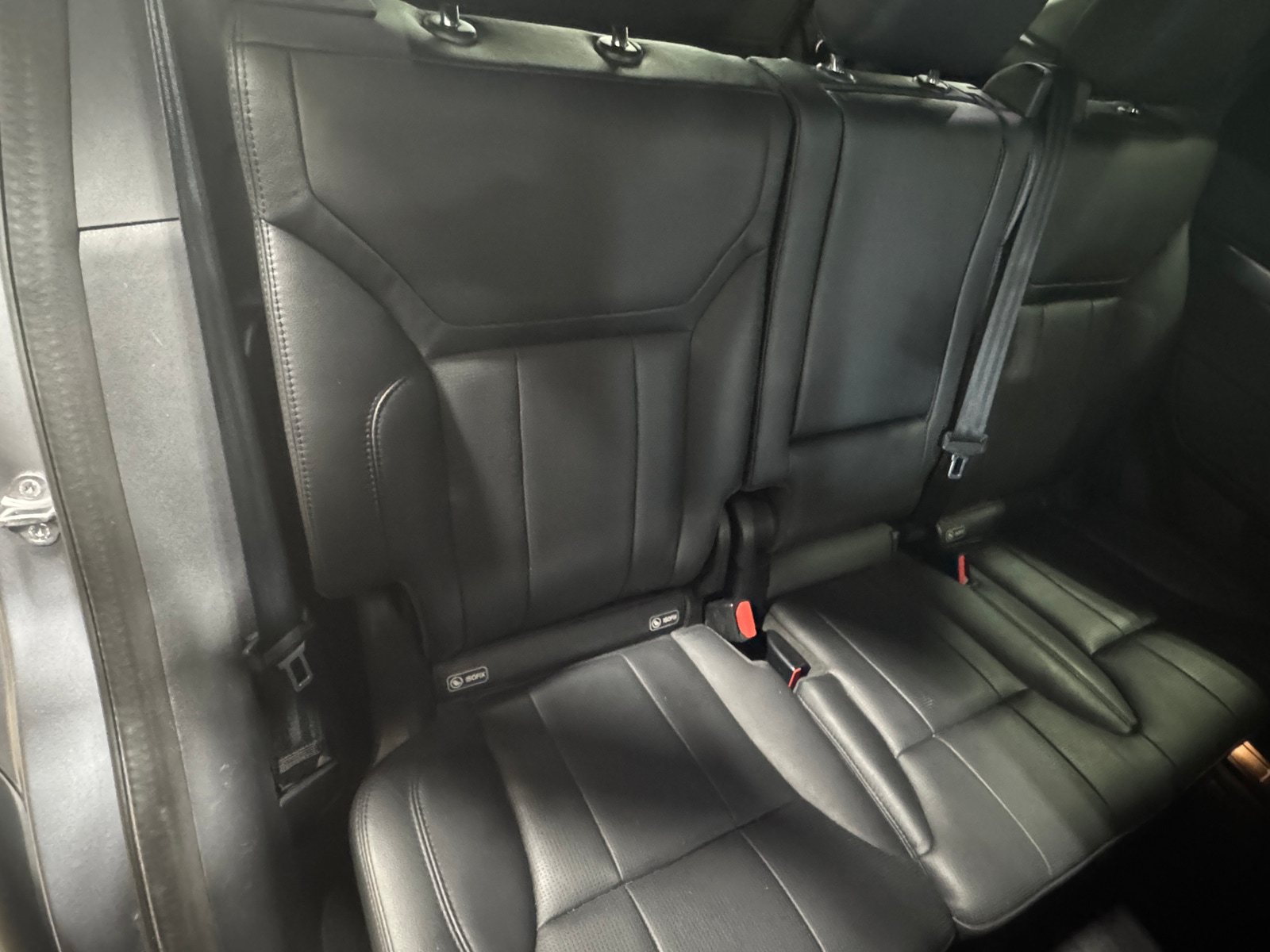 Thumbnail: 2020 Land Rover Discovery - 5