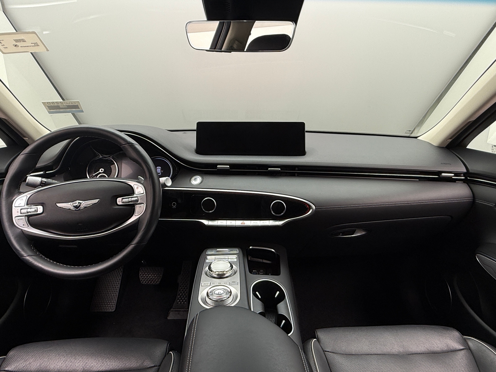 Thumbnail: 2022 Genesis GV70 - 2