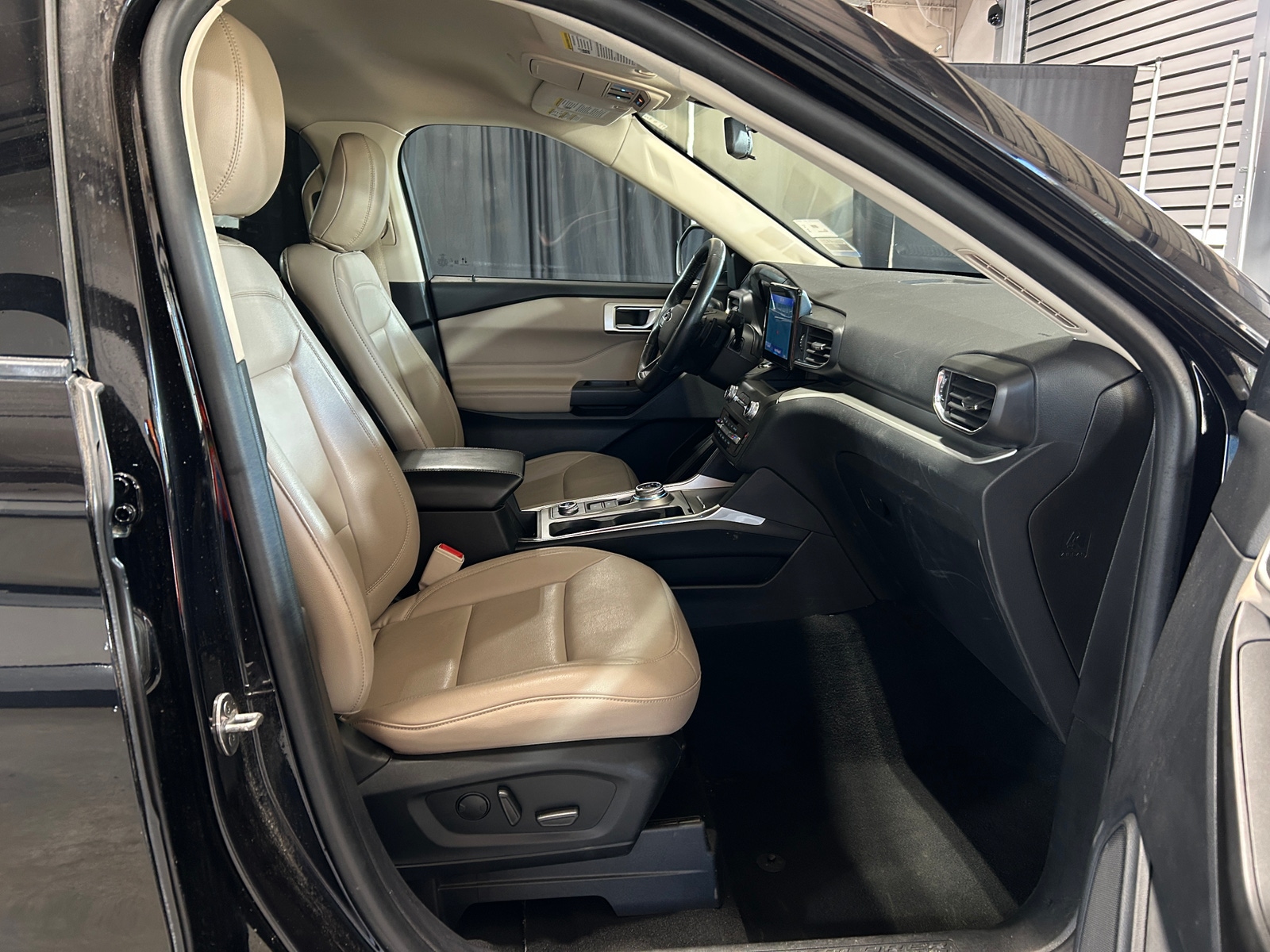 Thumbnail: 2020 Ford Explorer - 2