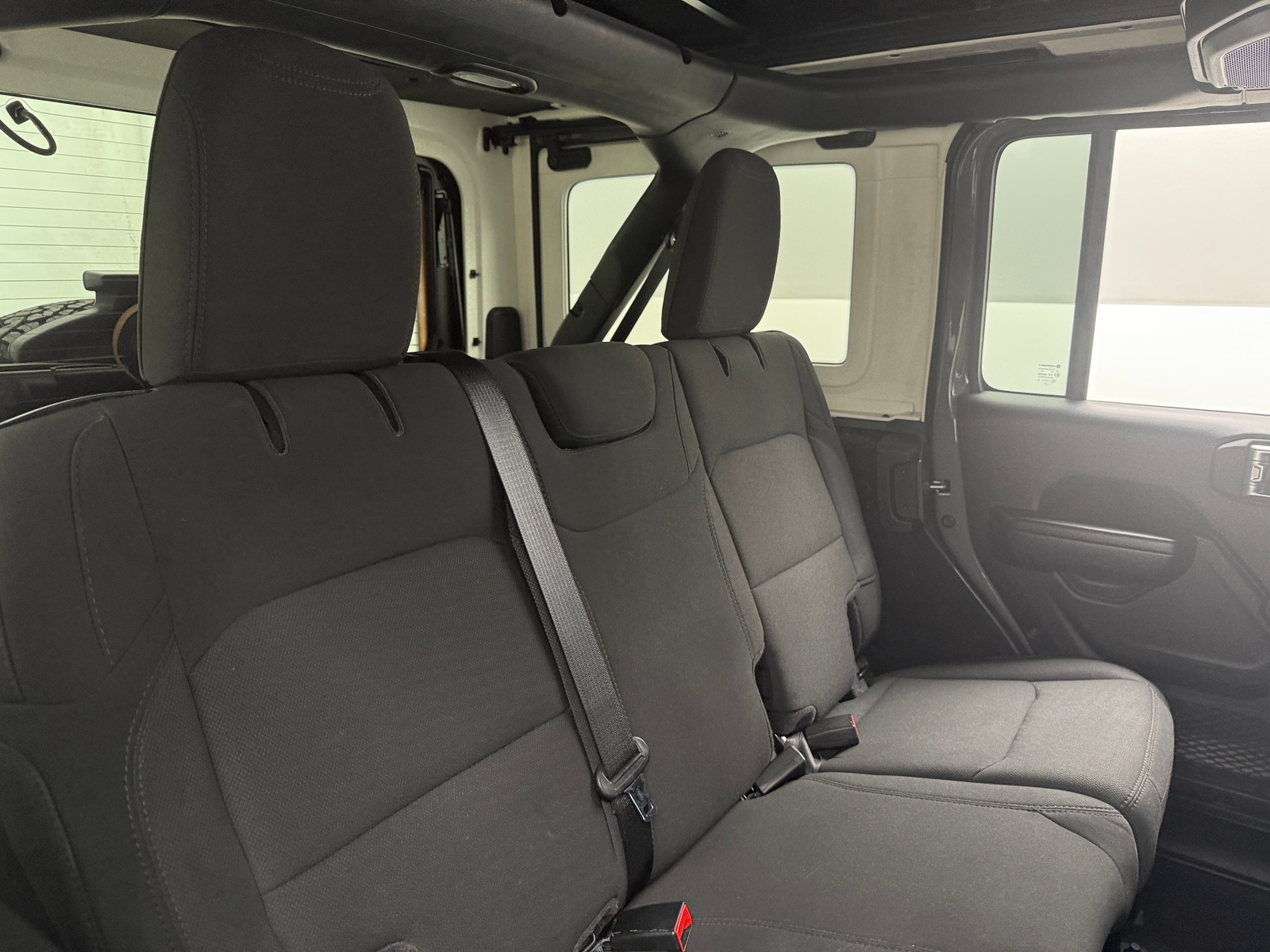 Thumbnail: 2021 Jeep Wrangler - 6