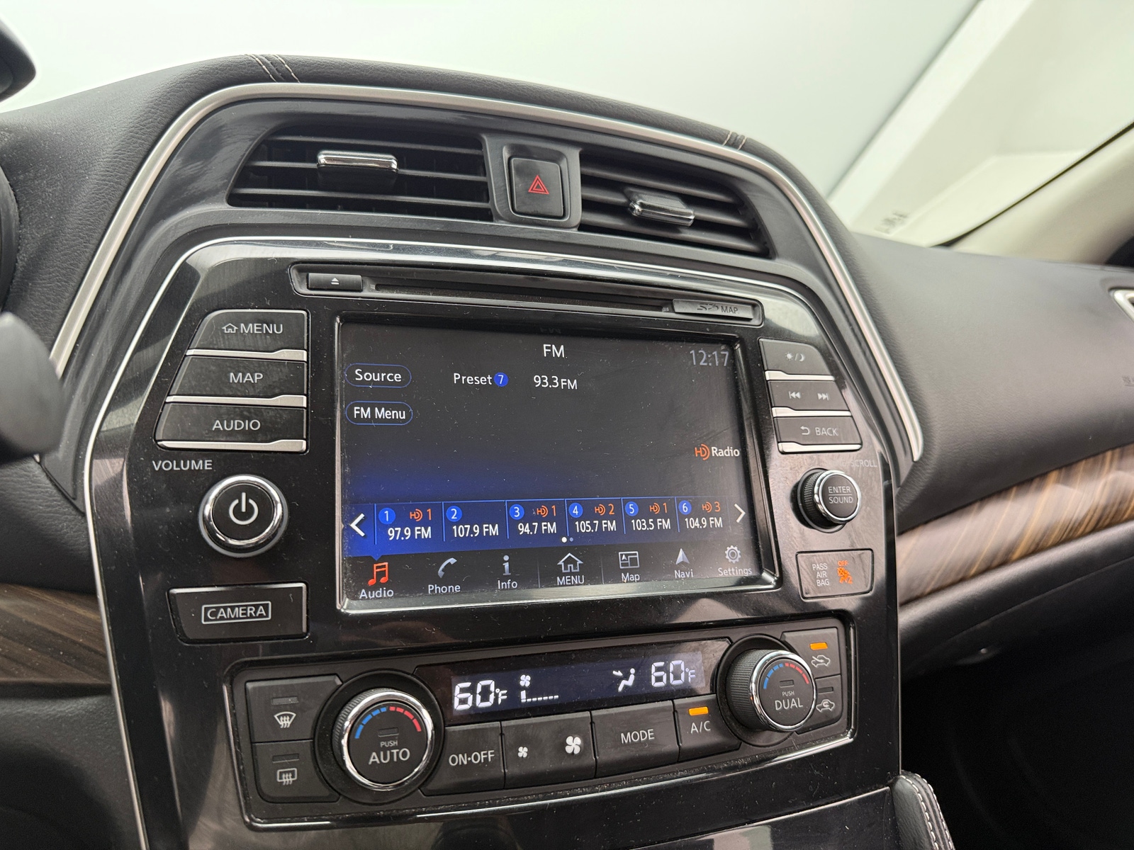 Thumbnail: 2016 Nissan Maxima - 3