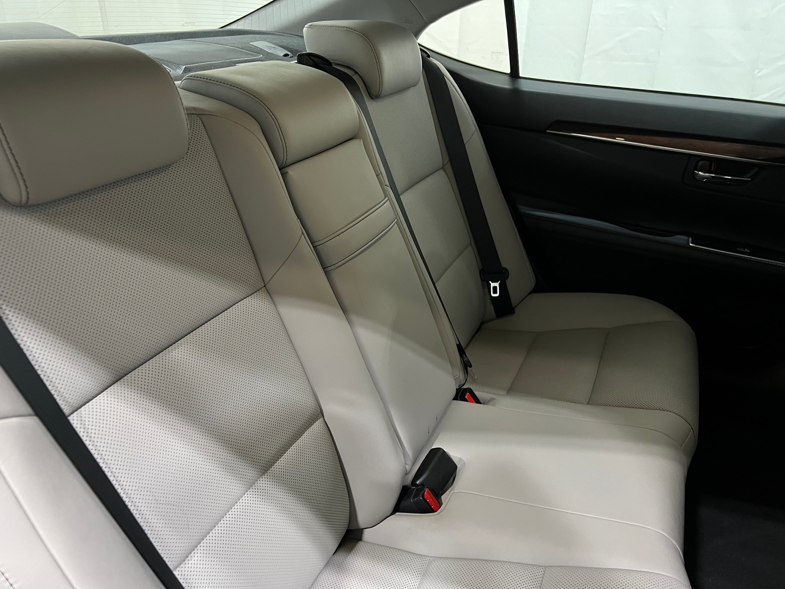Thumbnail: 2018 Lexus ES - 5