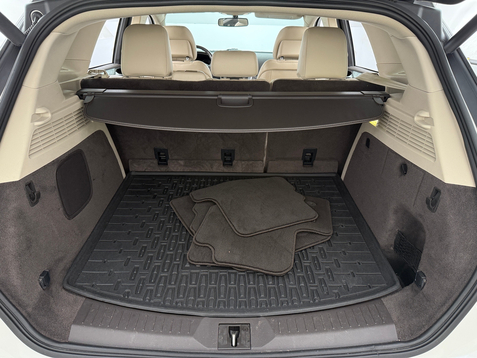 Thumbnail: 2017 Lincoln MKC - 6