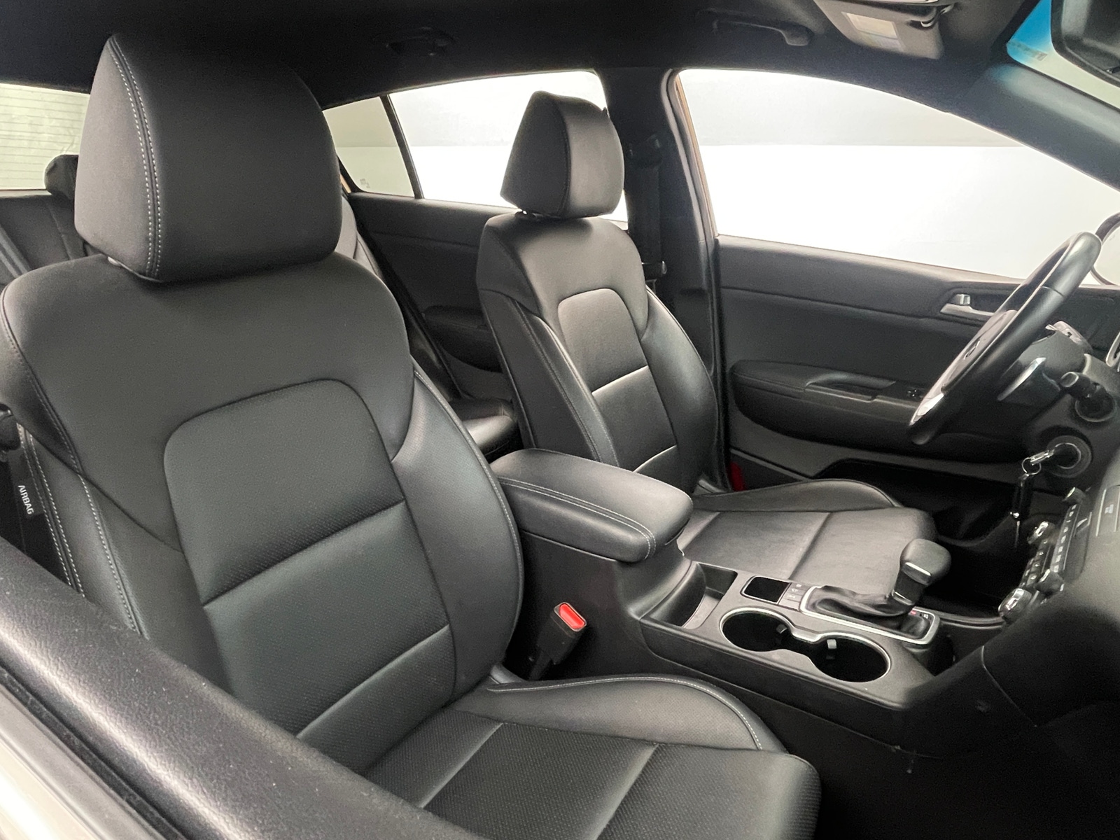Thumbnail: 2020 Kia Sportage - 2
