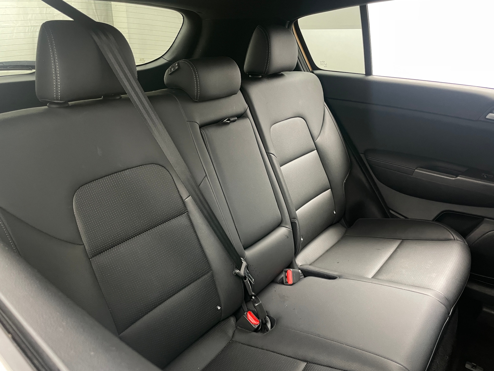 Thumbnail: 2020 Kia Sportage - 6
